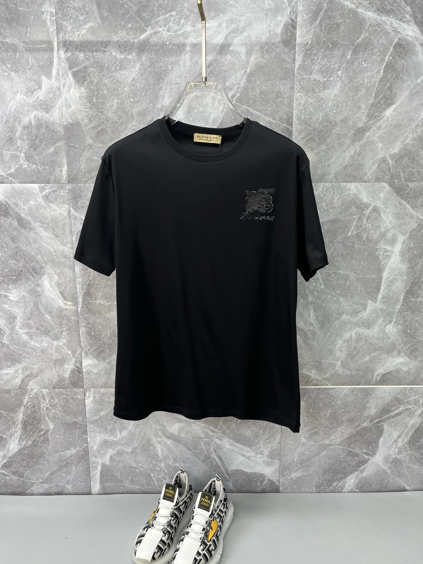 Burberry T-Shirt — 79d40de4