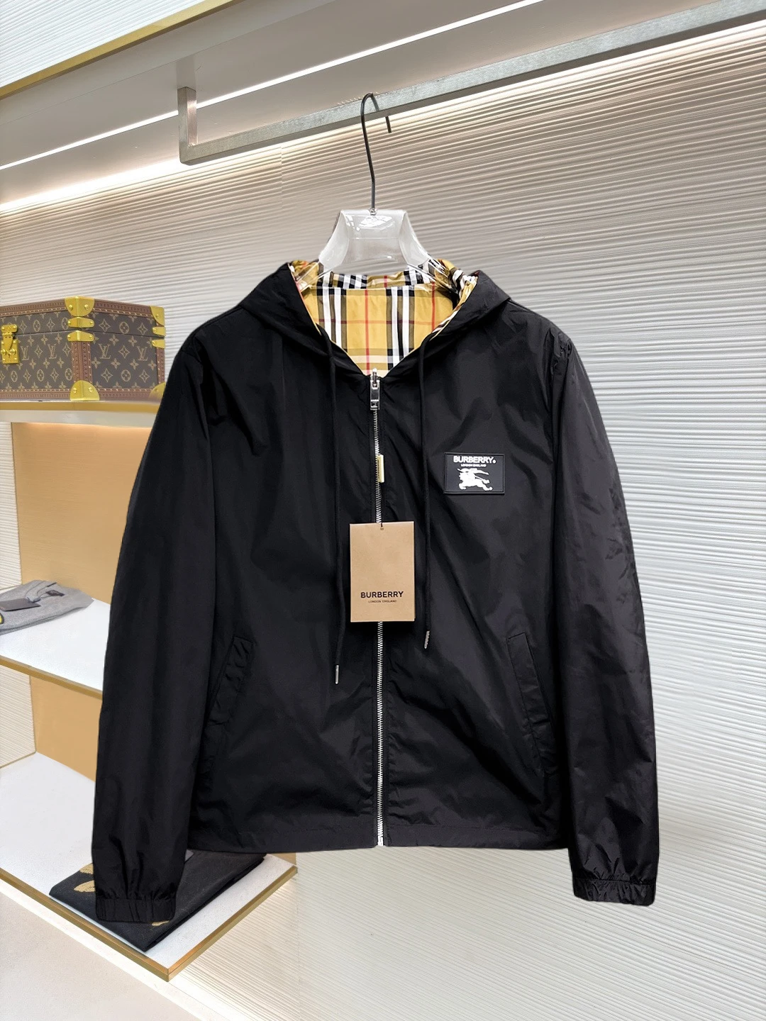 Burberry Jackets — fbed8a0b
