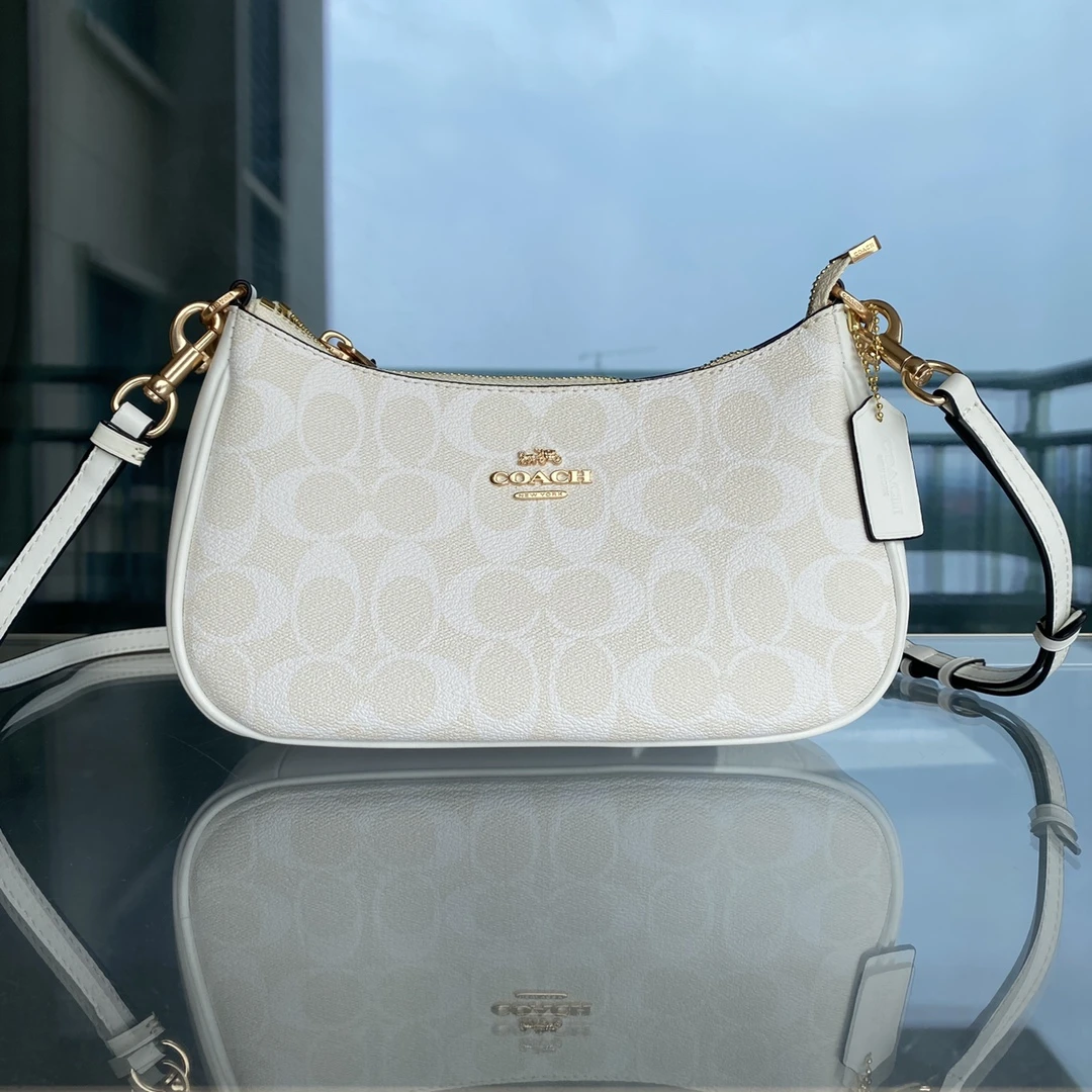 Coach Bag — 772be2b1