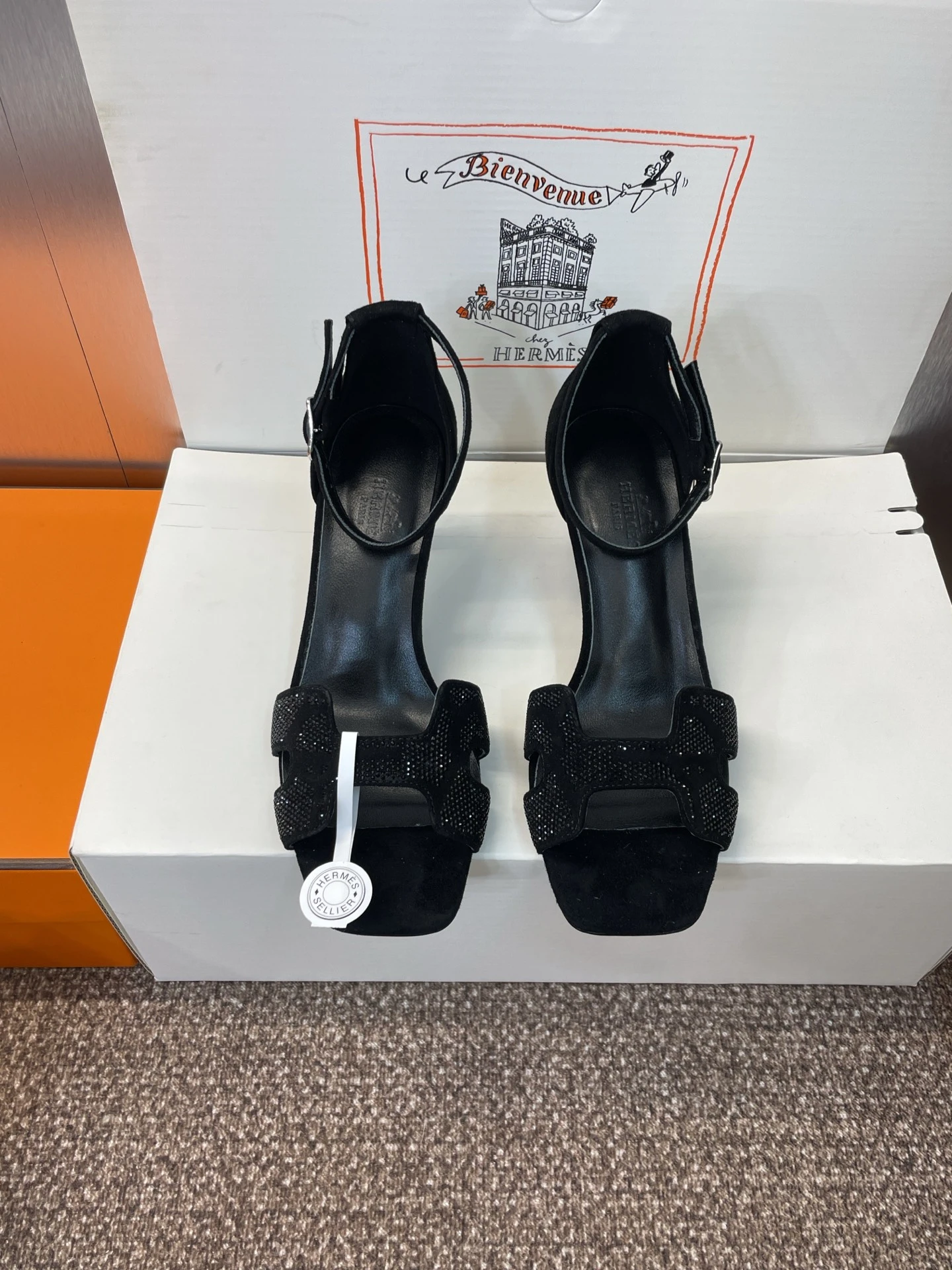 Hermès Sandals — def32306