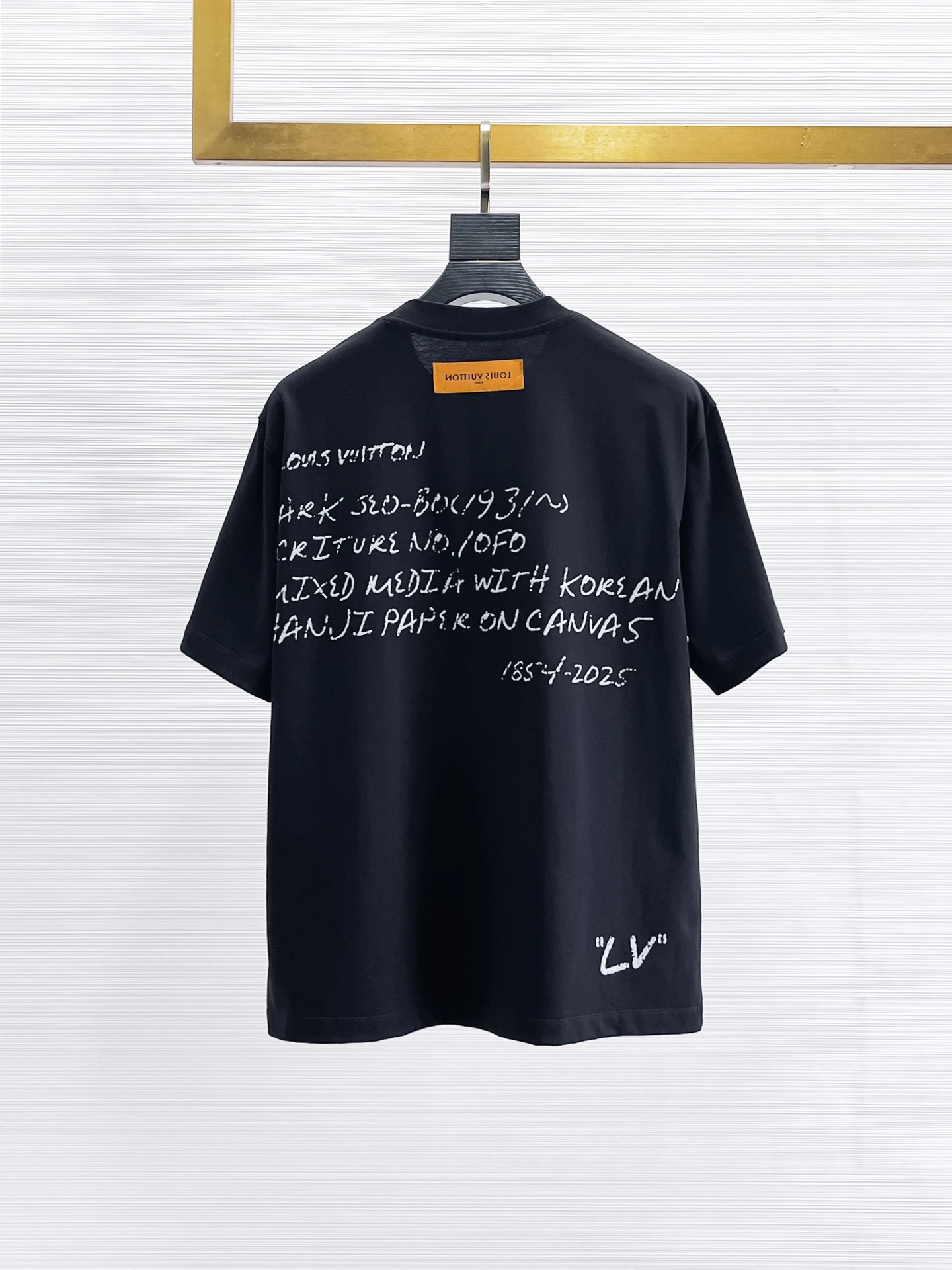 Louis Vuitton T-Shirt — 58ec15d7