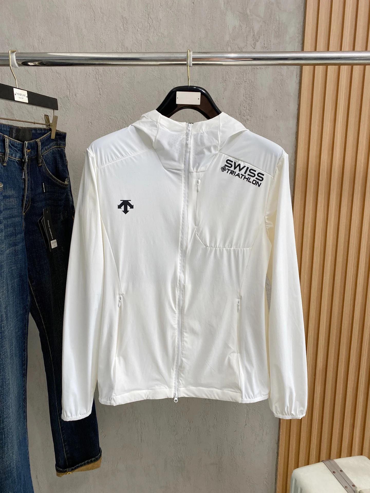 Jackets — 7b3cb4f9