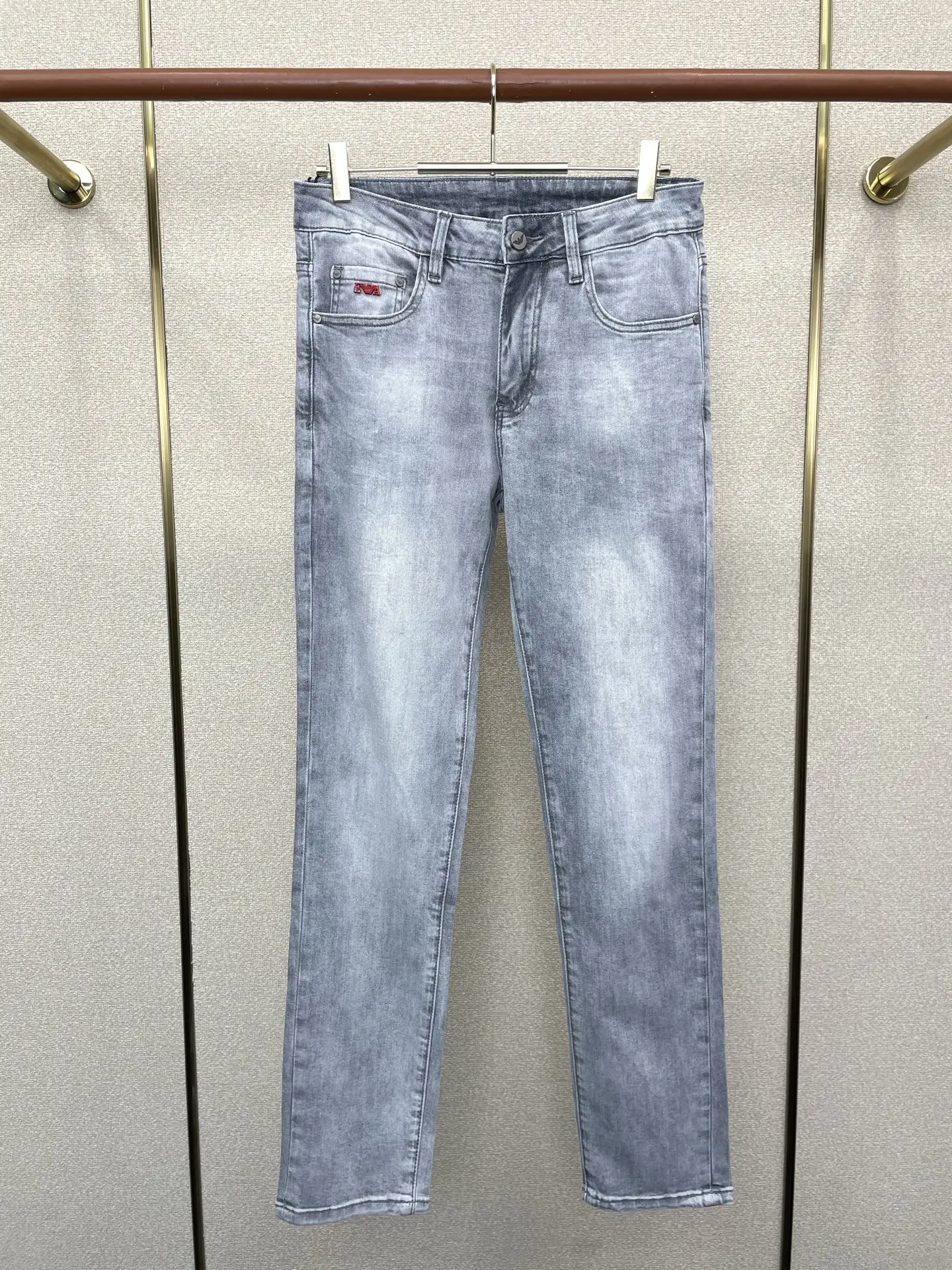 Armani Jeans — 6fe4909c