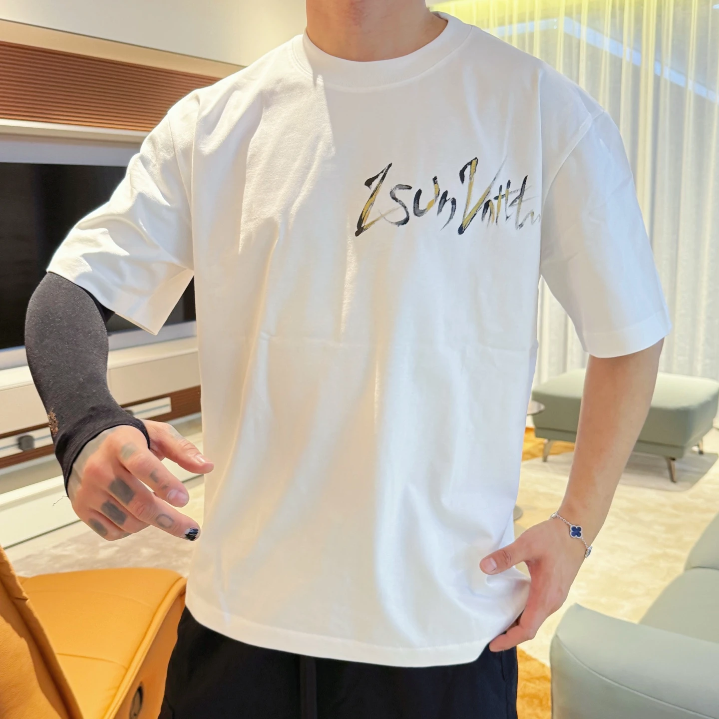 Louis Vuitton T-Shirt — 5f0cd055