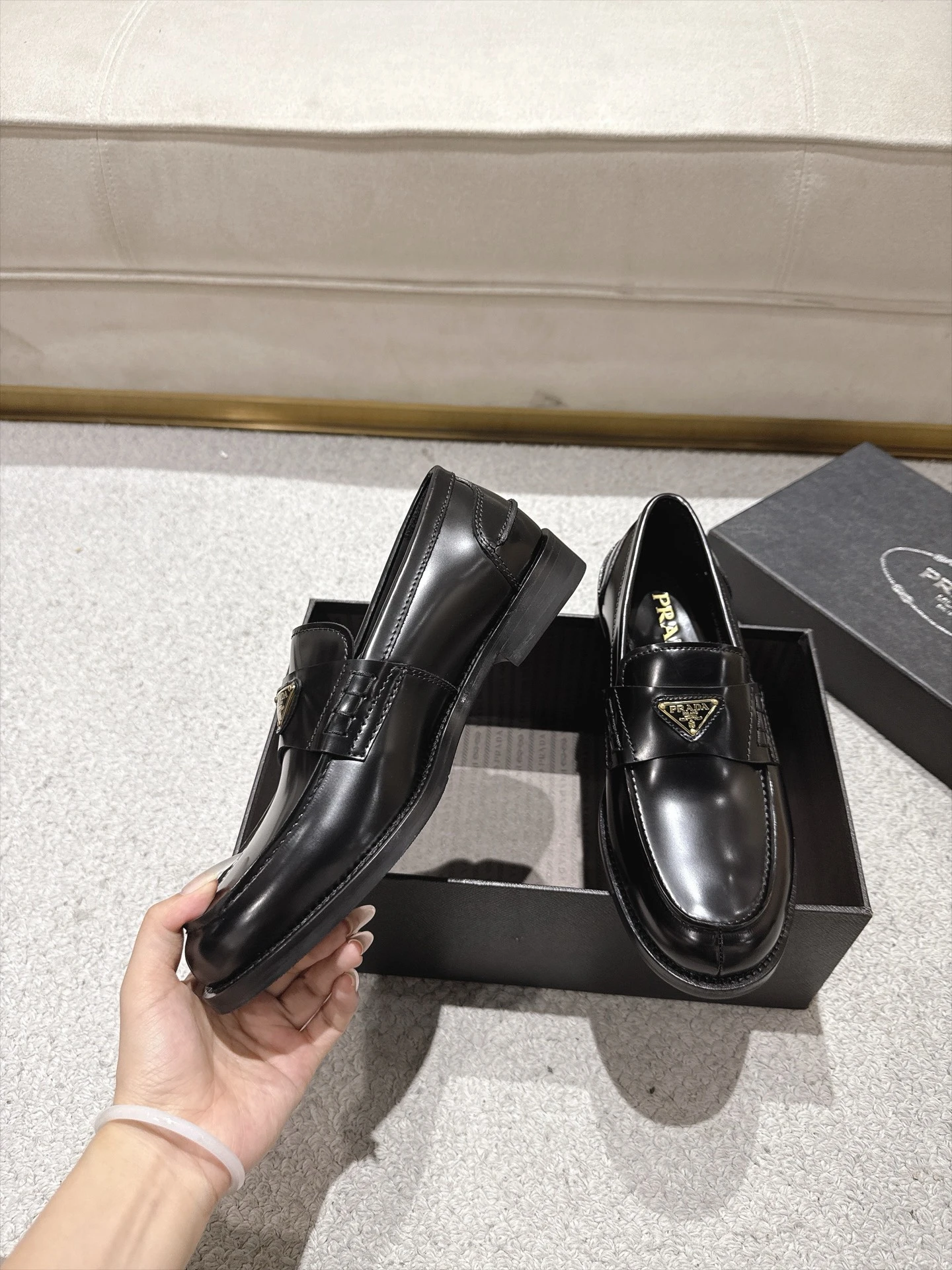 Prada Dress Shoes — 5775d70e