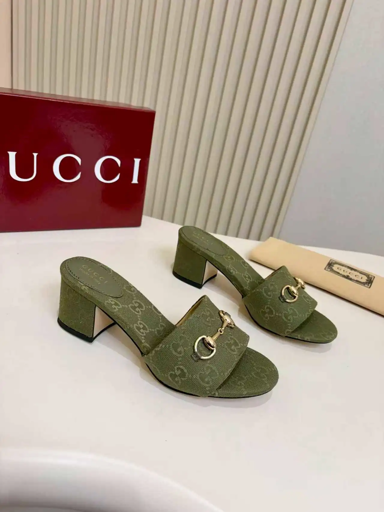 Gucci Shoes — 61abd6df