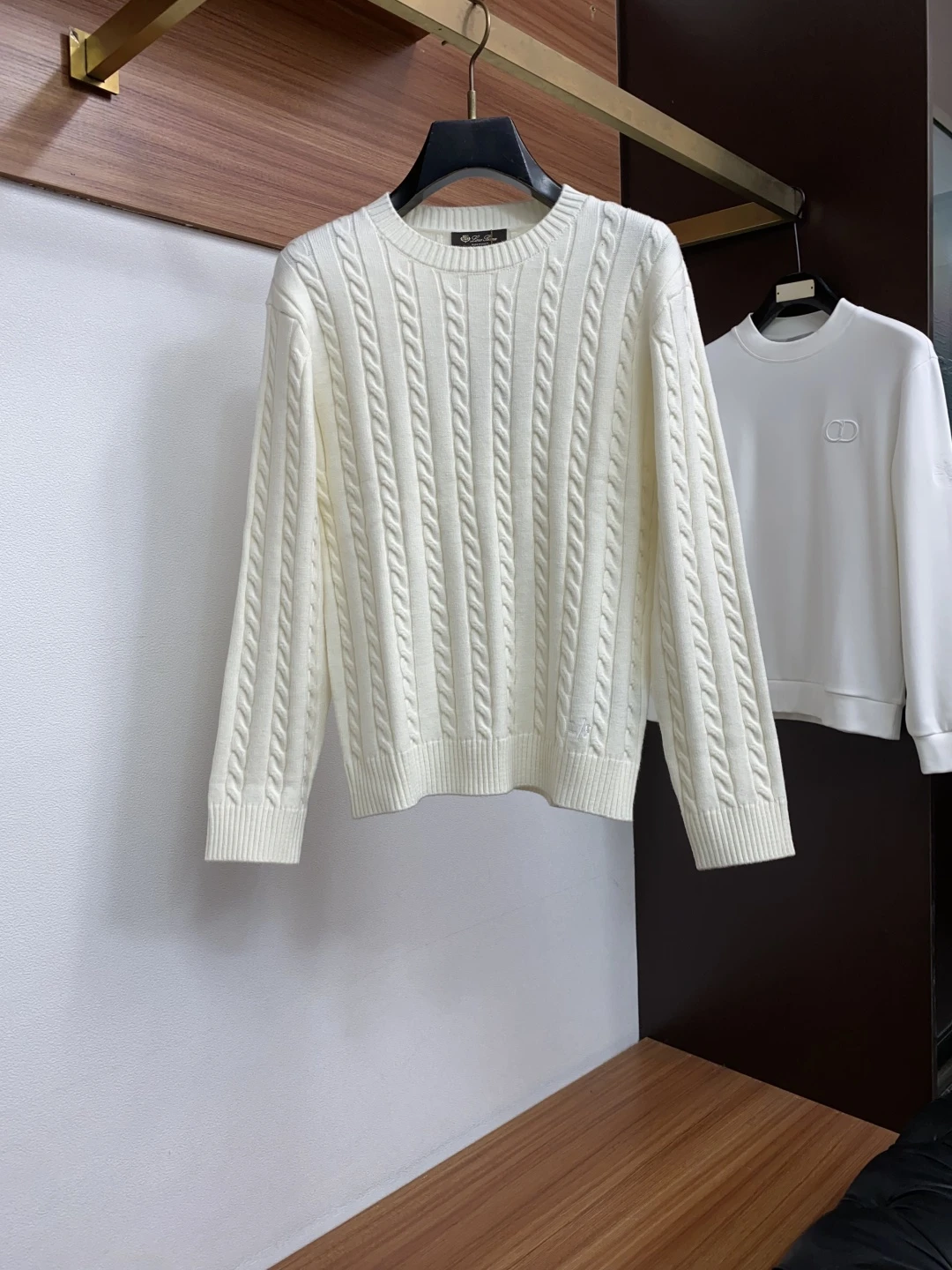 Loro Piana Sweater — 4510ac7e