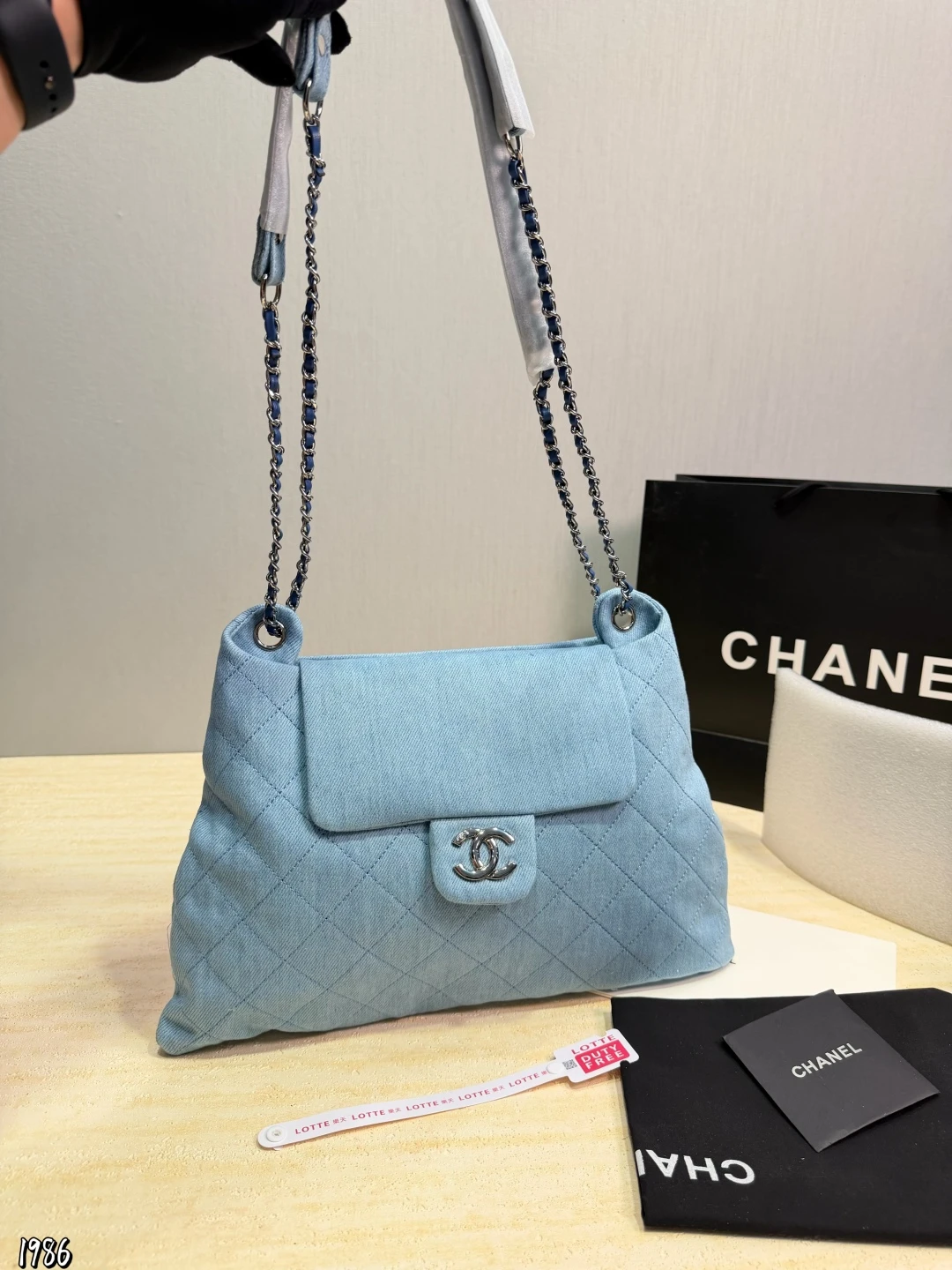 Chanel Bag — c5f3500e
