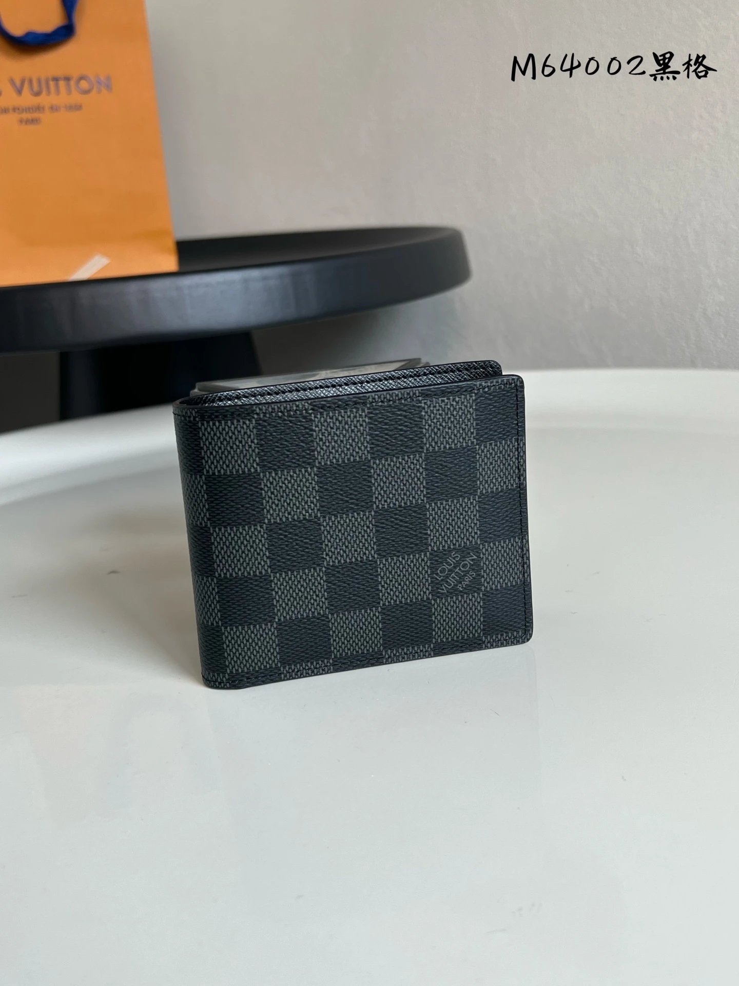Wallets — 93f89df1