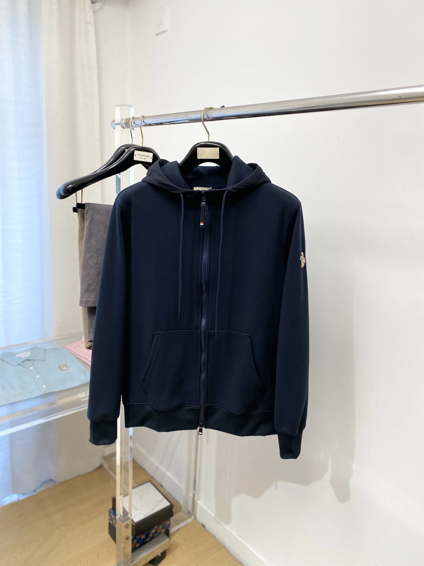 Moncler Sweatshirts — 41031a6d