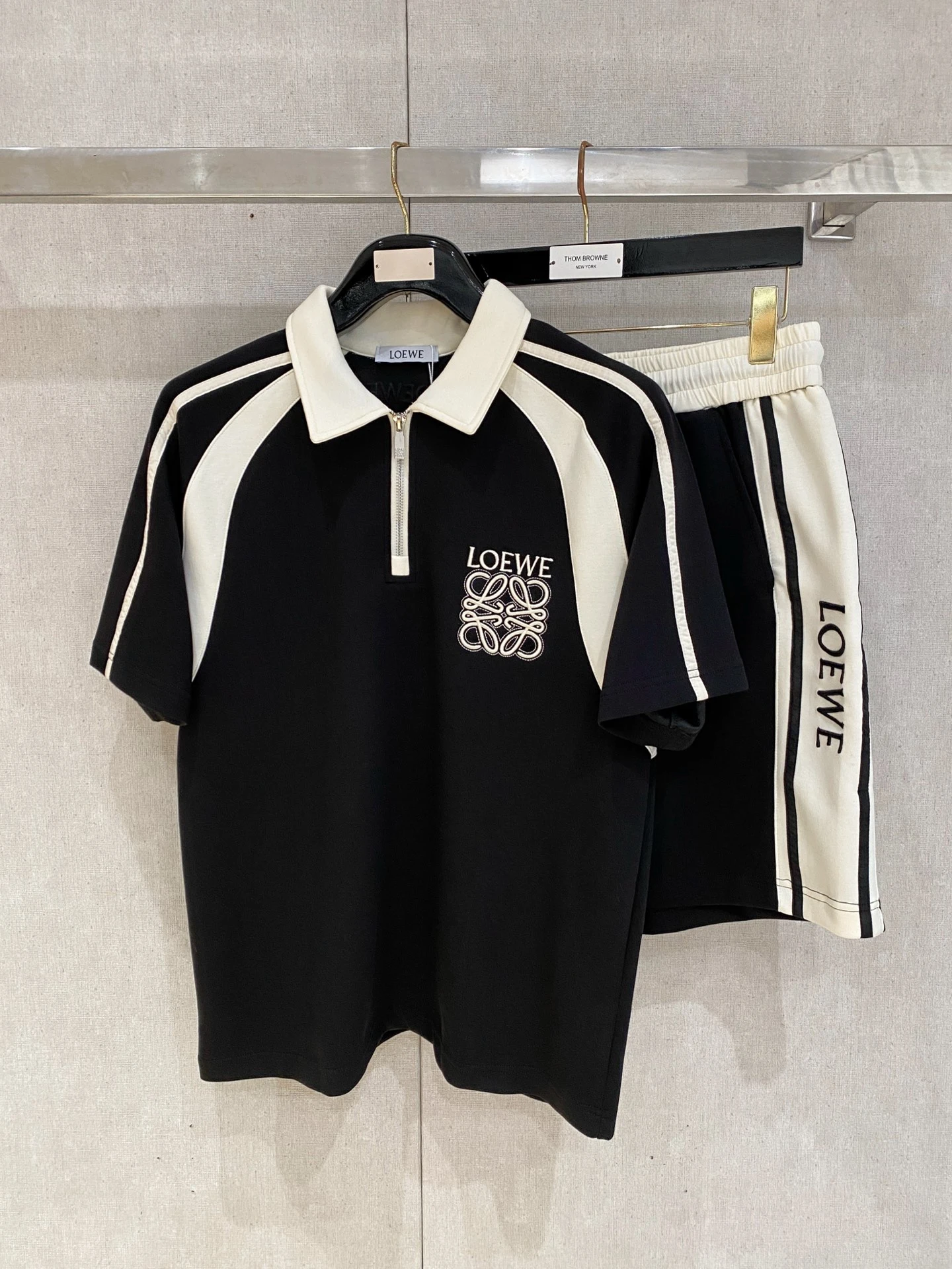 Loewe Matching Sets — c6d73b77