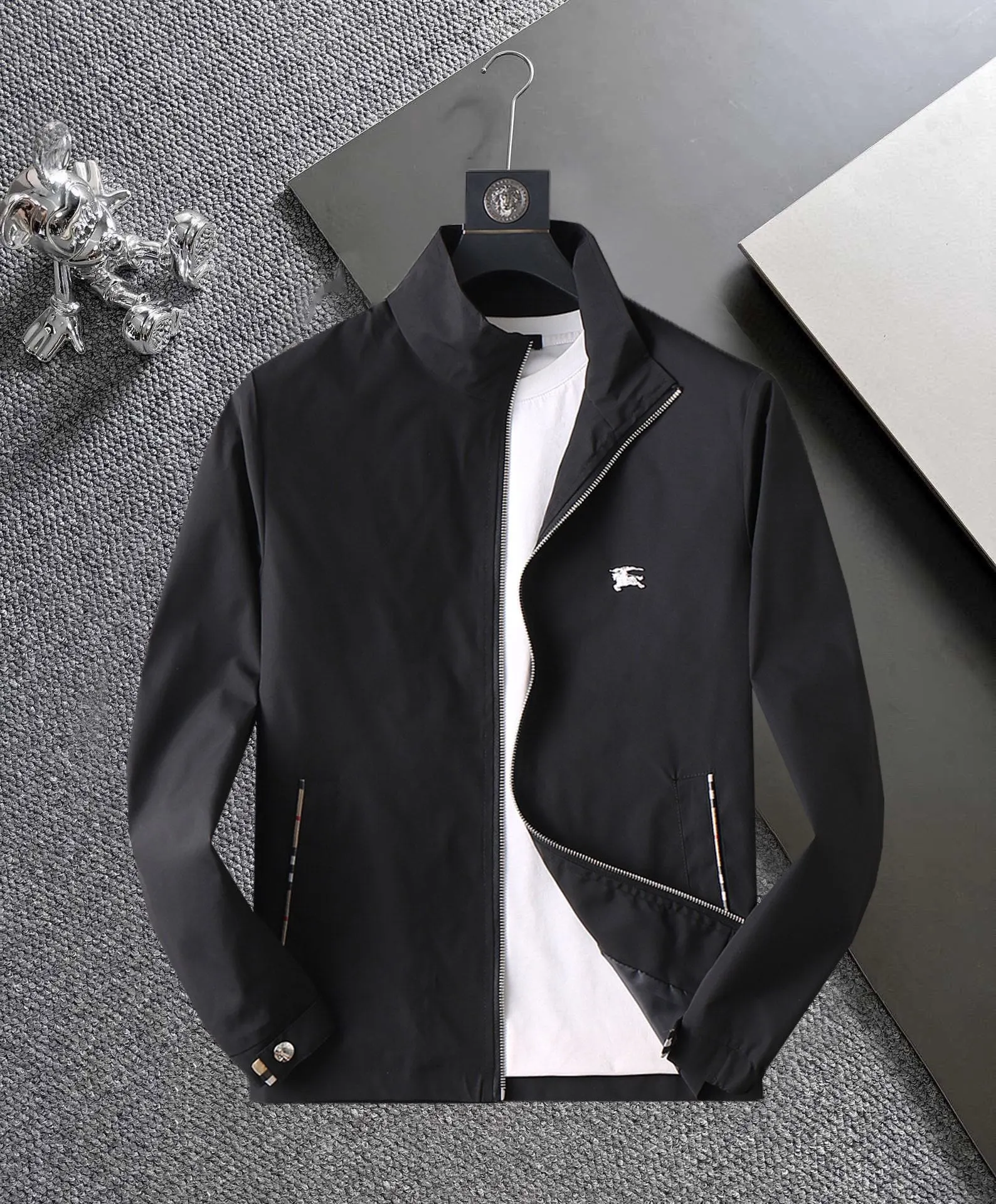 Burberry Jackets — 5701350c