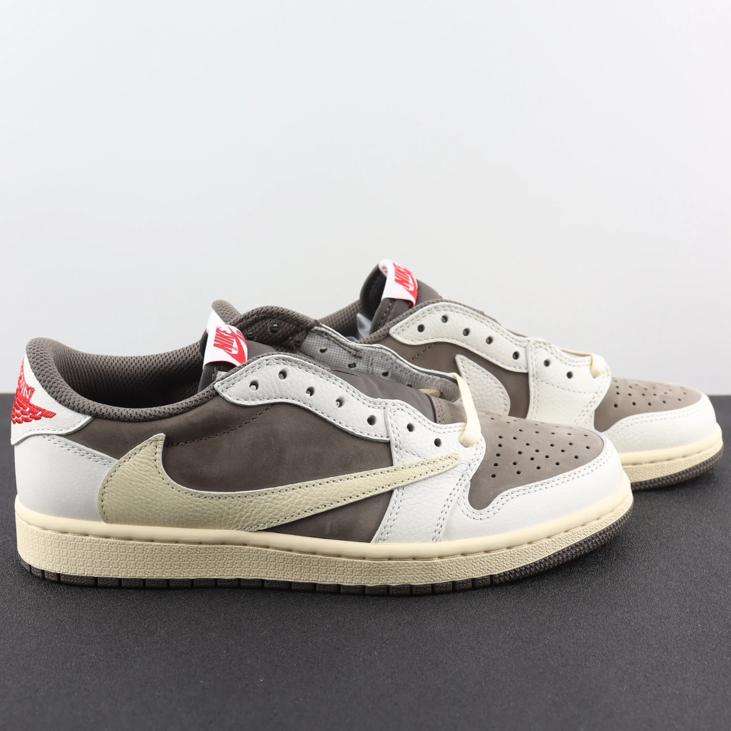 Nike Shoes — e78c3cf3