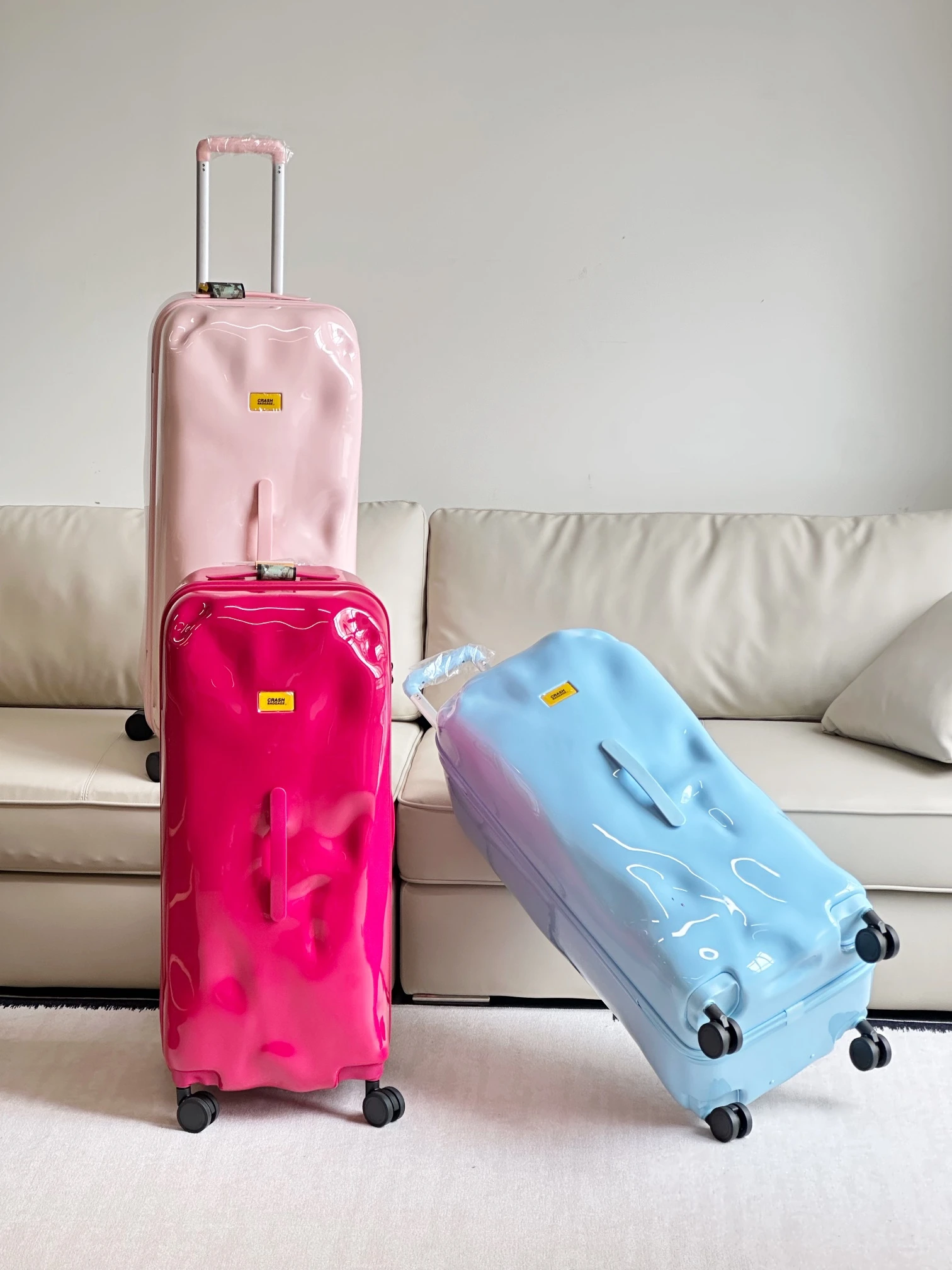 Luggage — 4d689aa1