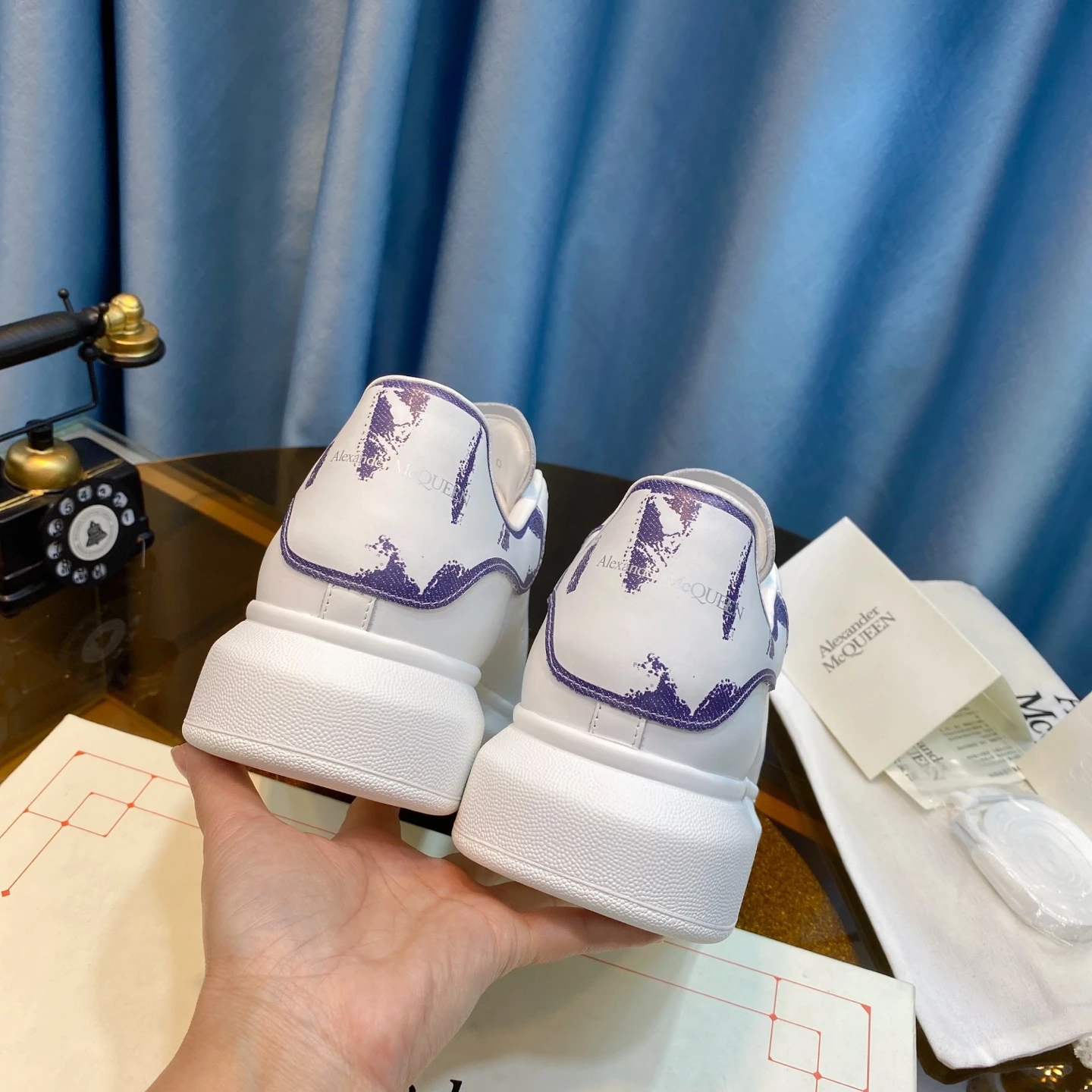 Alexander McQueen Sneakers — 6598cc8c
