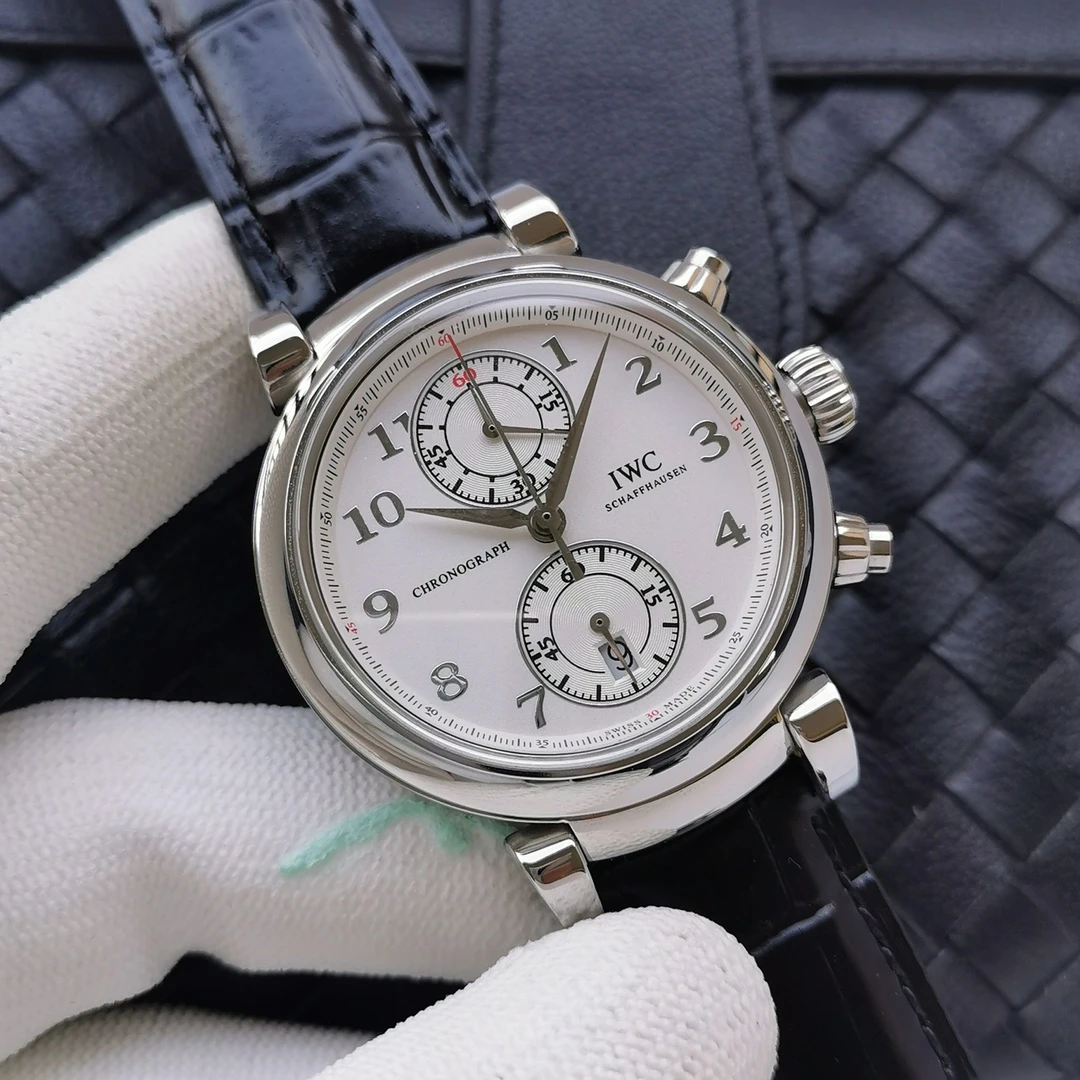 IWC Watch — 62aab651