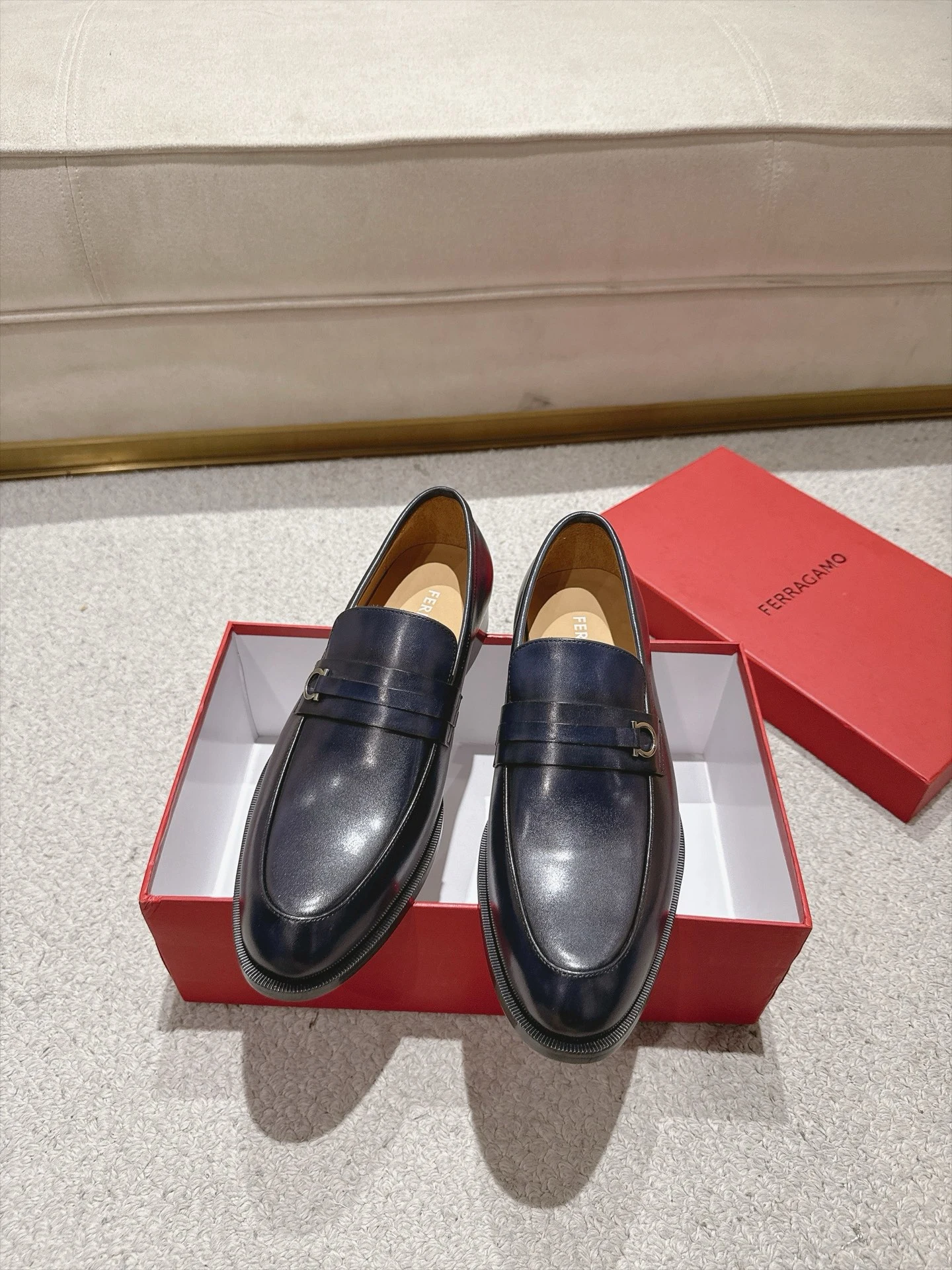 Ferragamo Dress Shoes — e96ef410