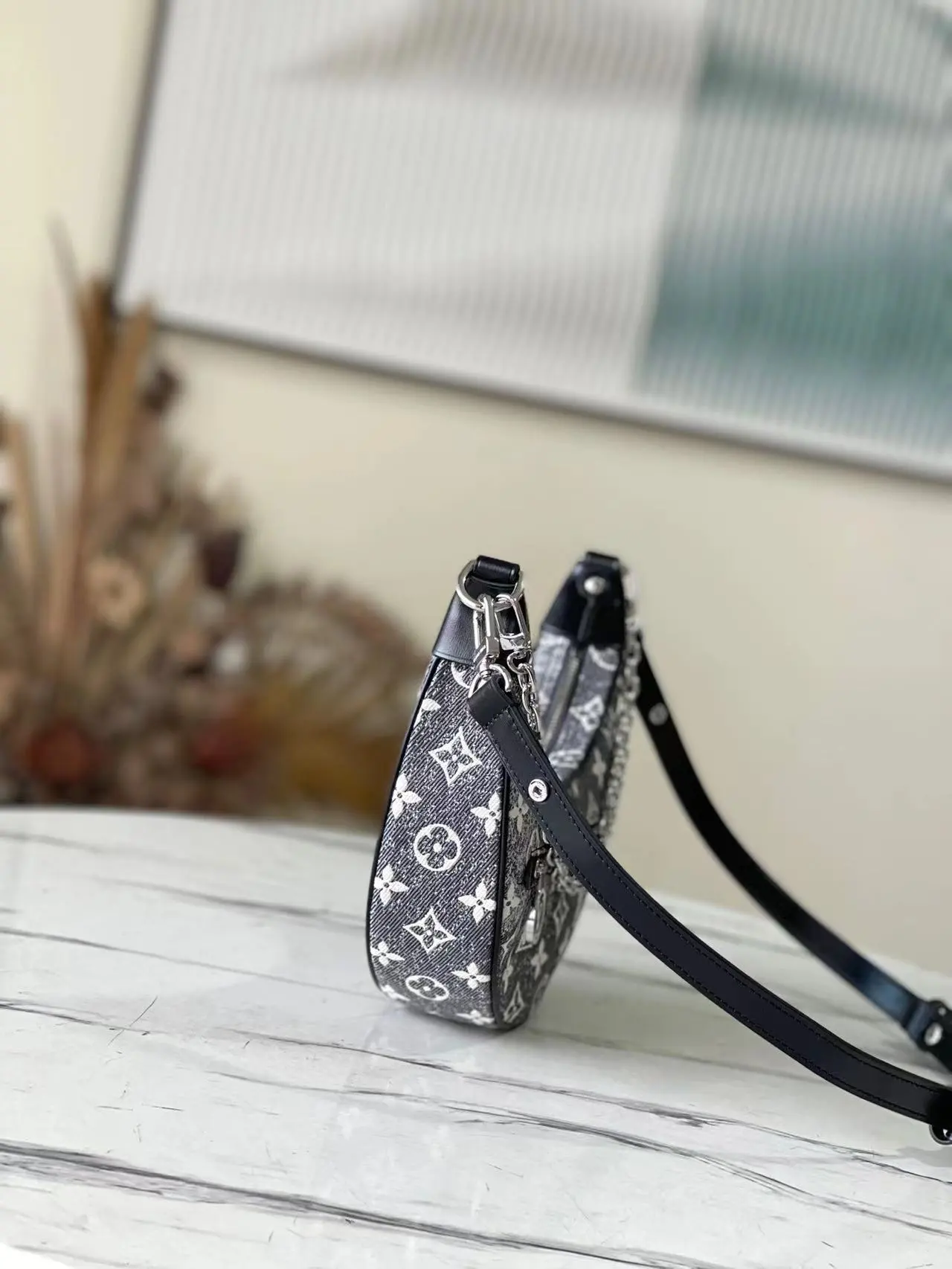 Louis Vuitton Bag — 21083f62