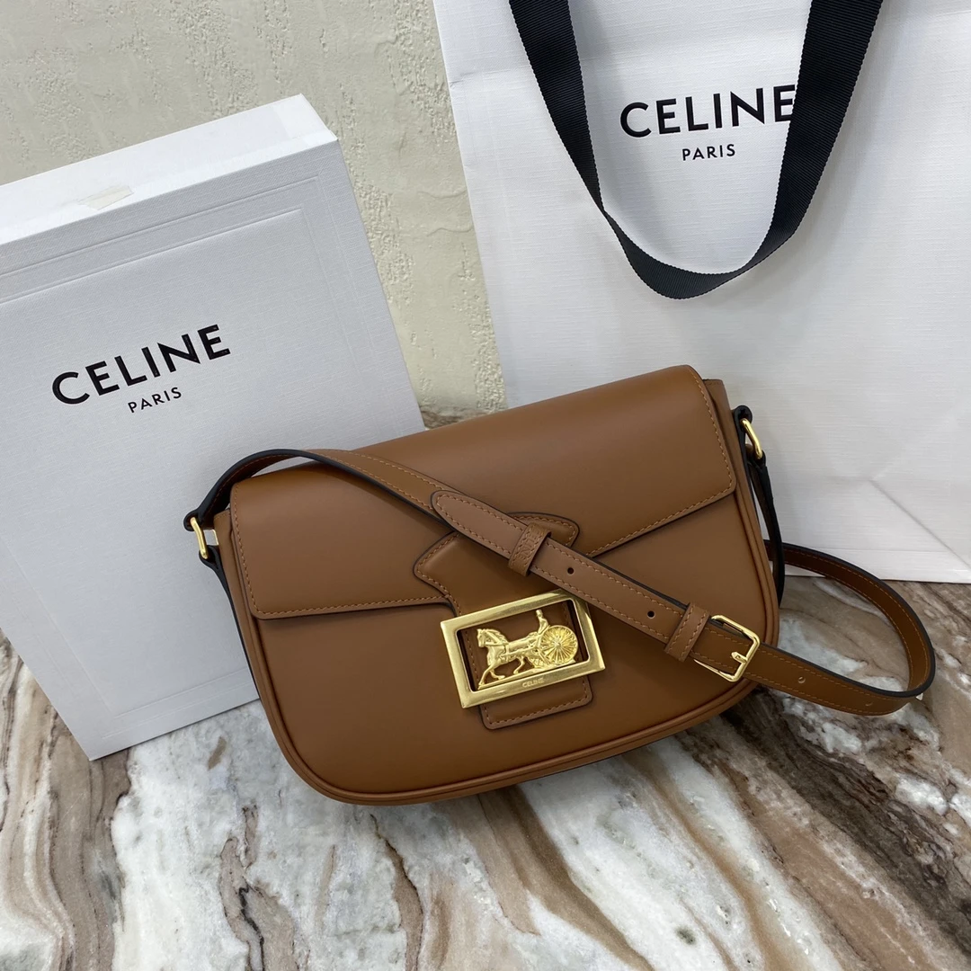 Givenchy Bag — 8135cb00