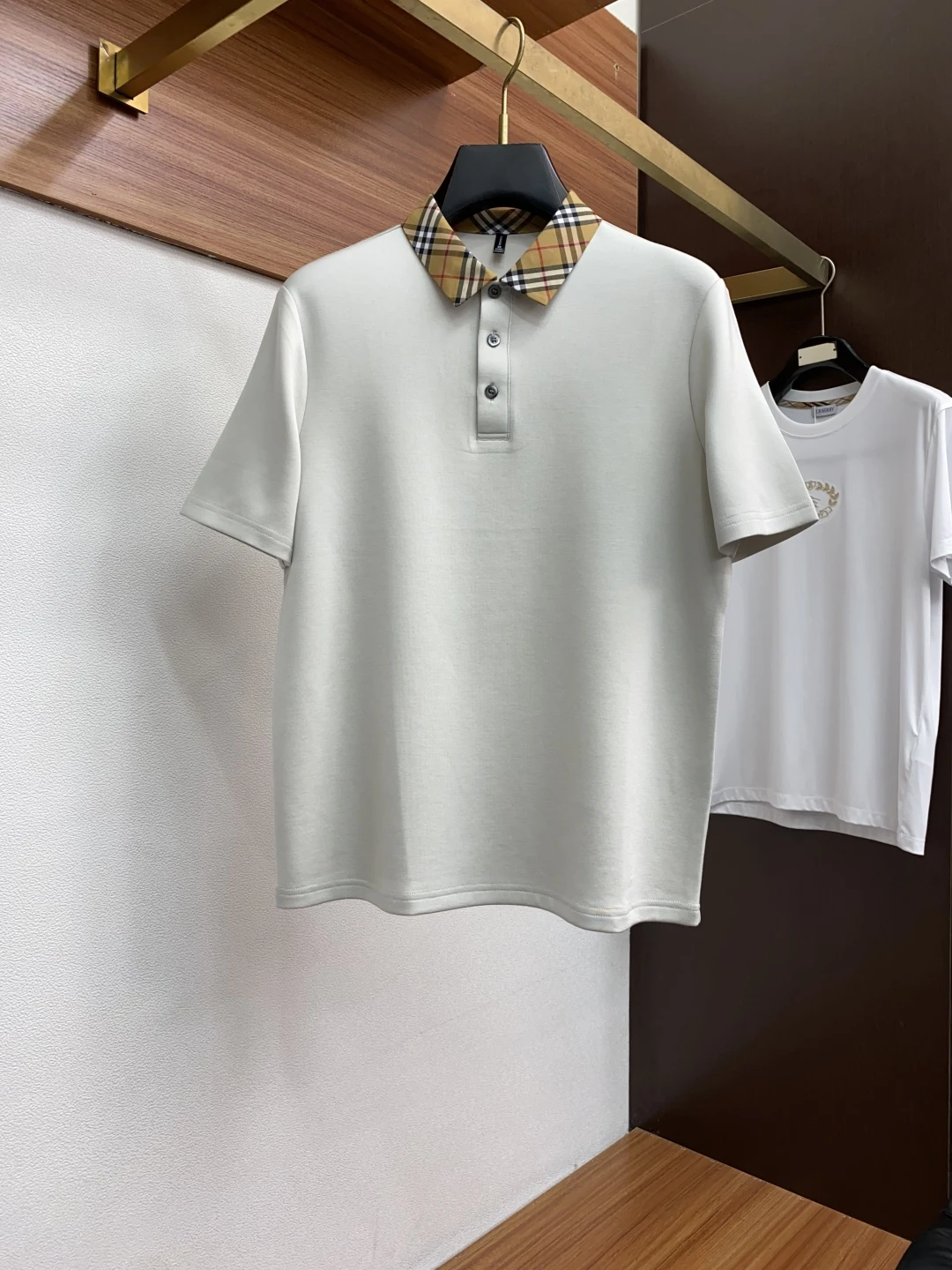 Burberry T-Shirt — 3d5049cd