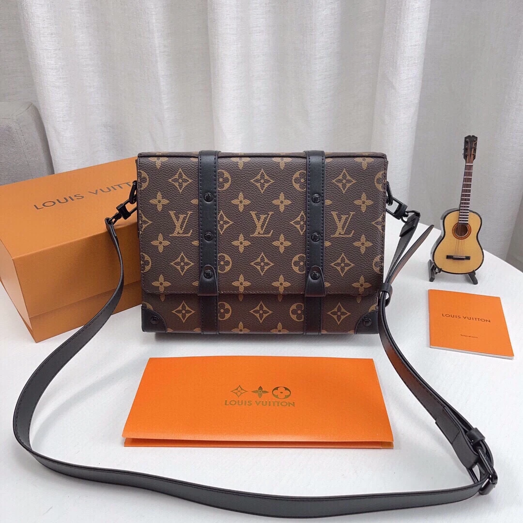 Louis Vuitton Bag — f0c1626c