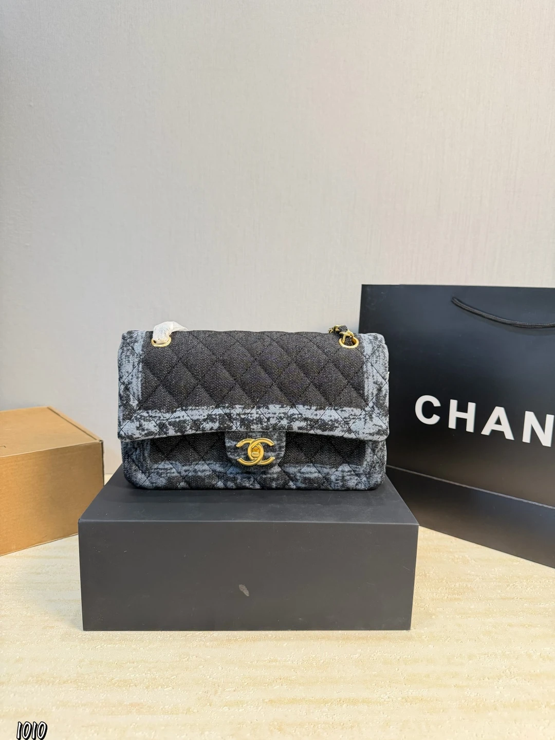 Chanel Bag — 94ad91d9