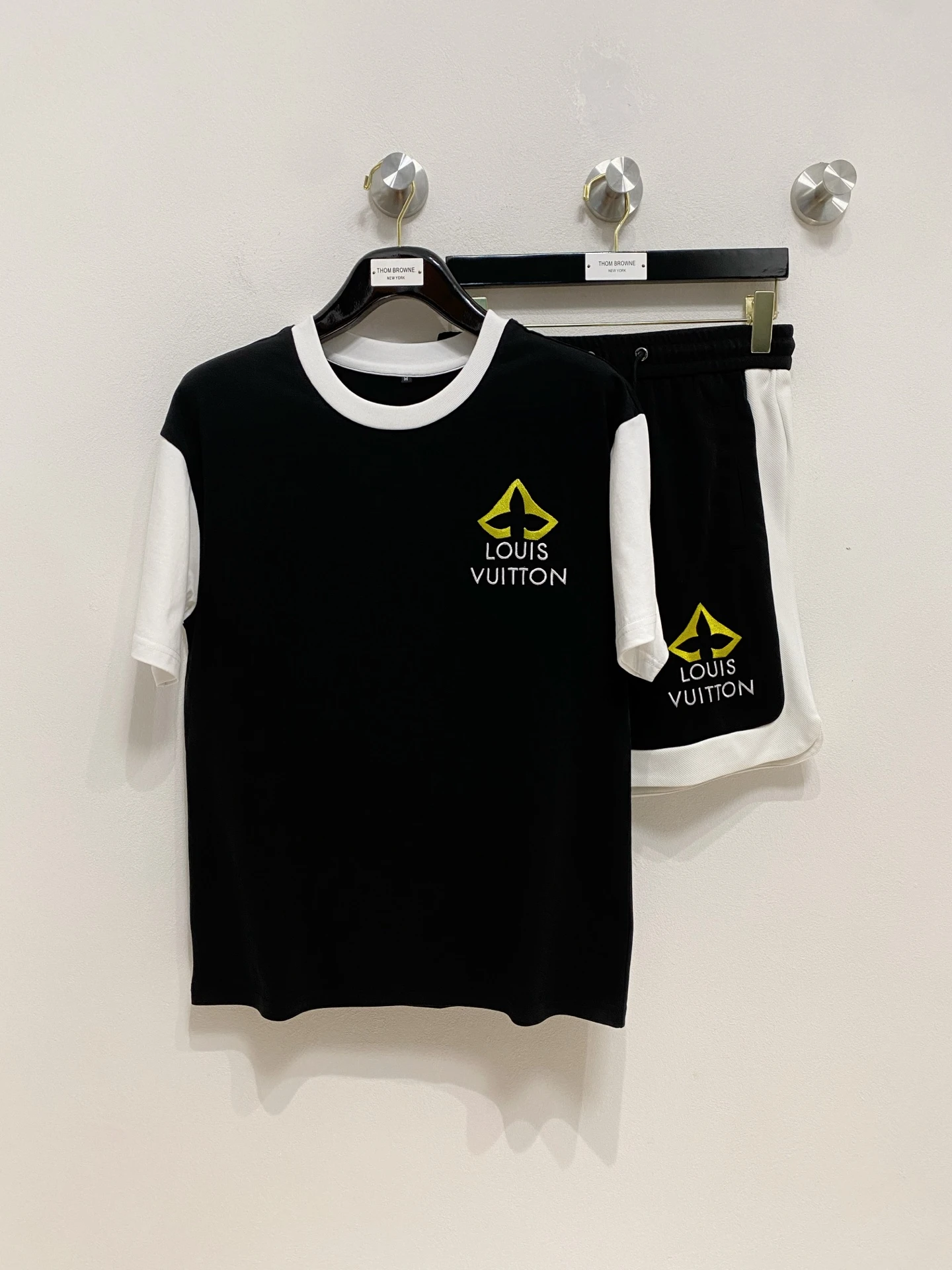 Louis Vuitton Matching Sets — 777a04fc