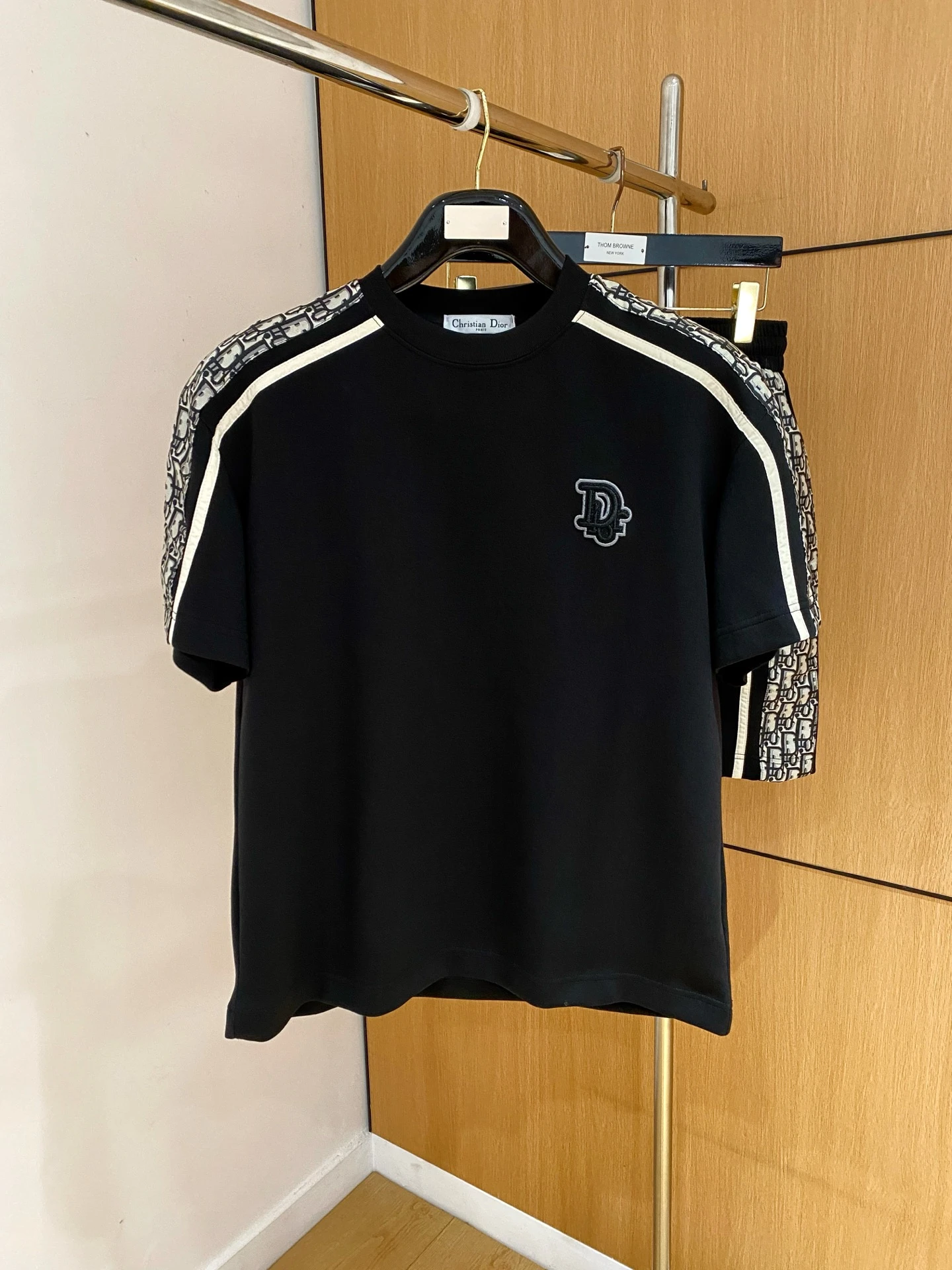 Dior T-Shirt — 6722a556
