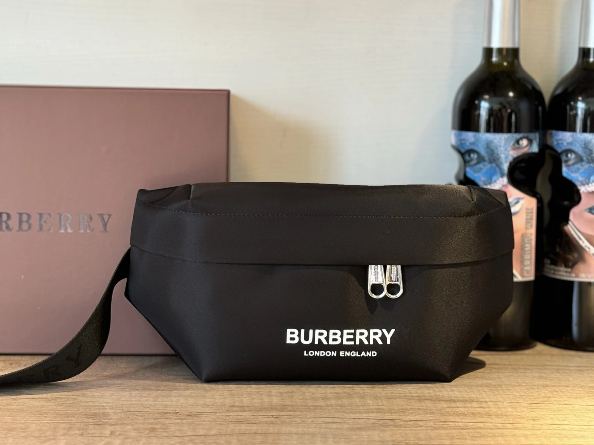Burberry Bag — 6485fa0b