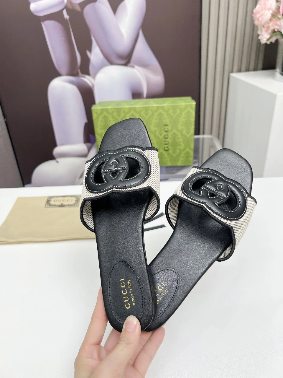 Gucci Shoes — 5ff84ac8