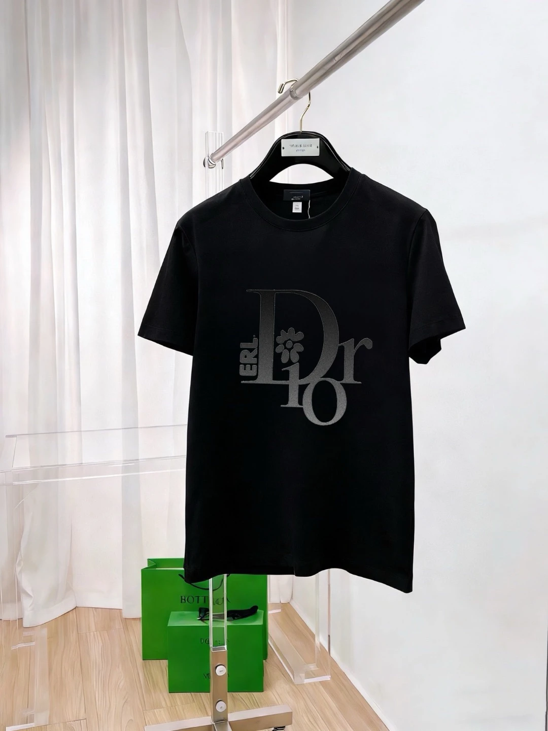 Dior T-Shirt — 57afc401
