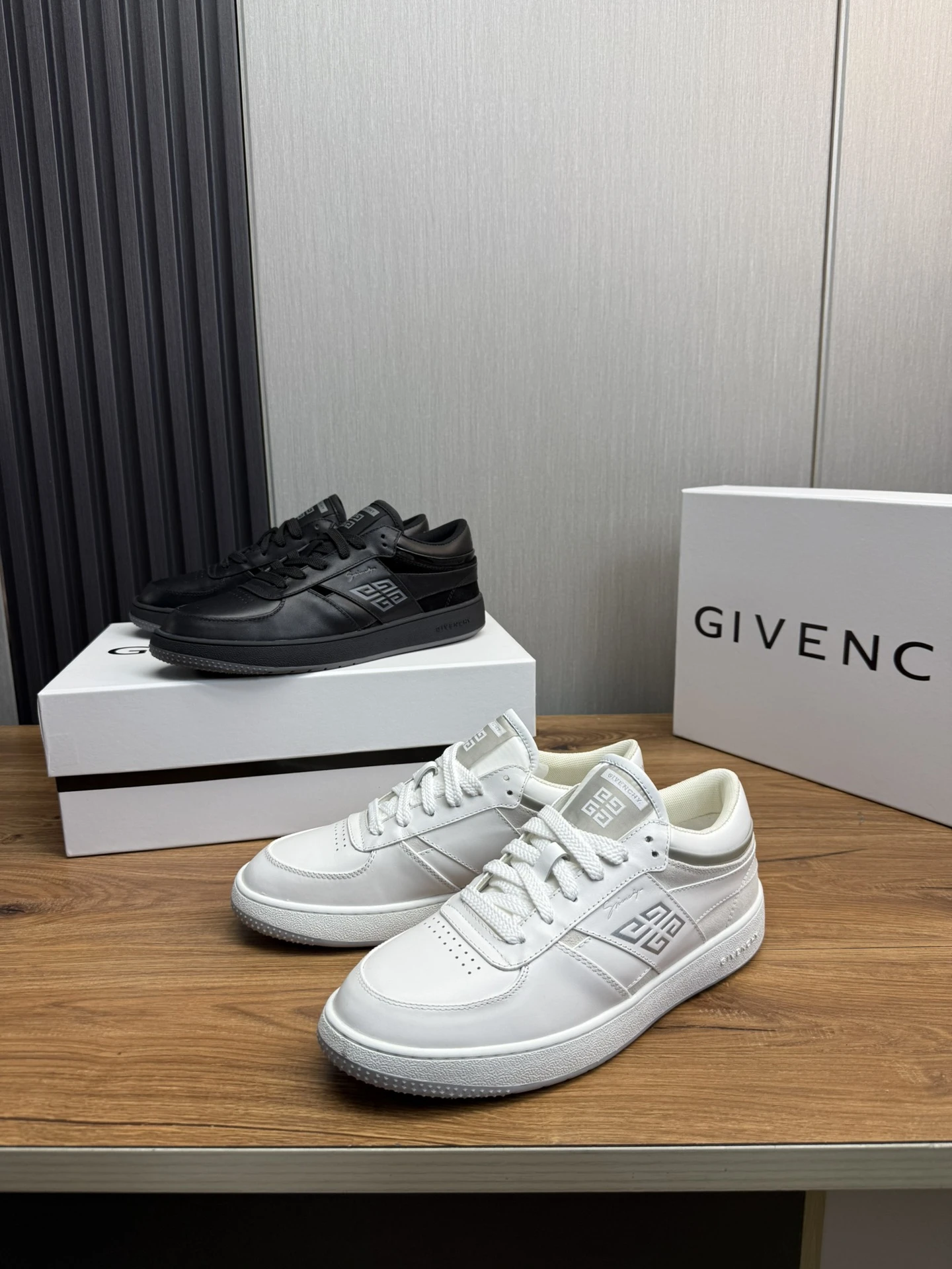 Givenchy Shoes — b22e6a68