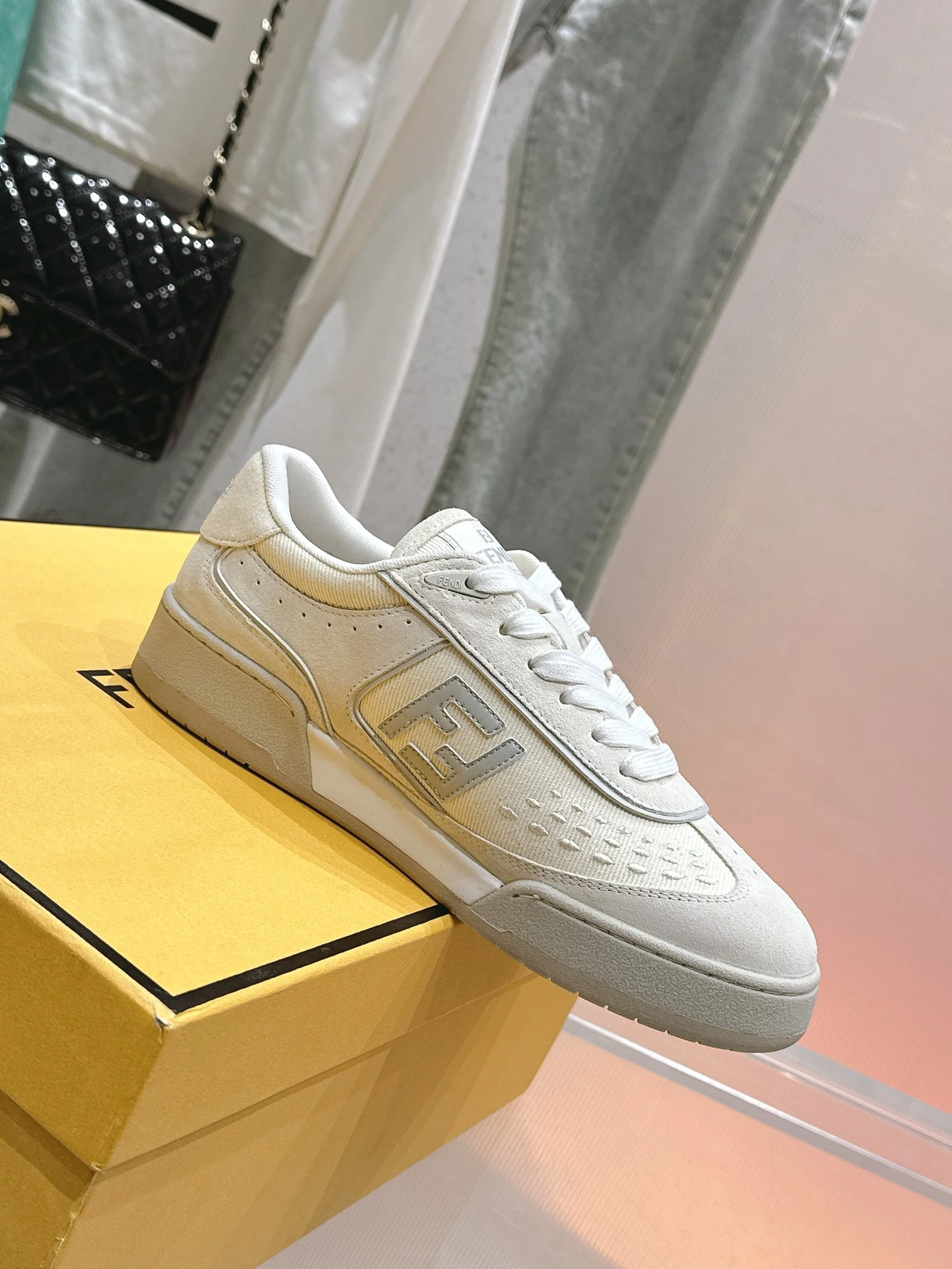 Sneakers