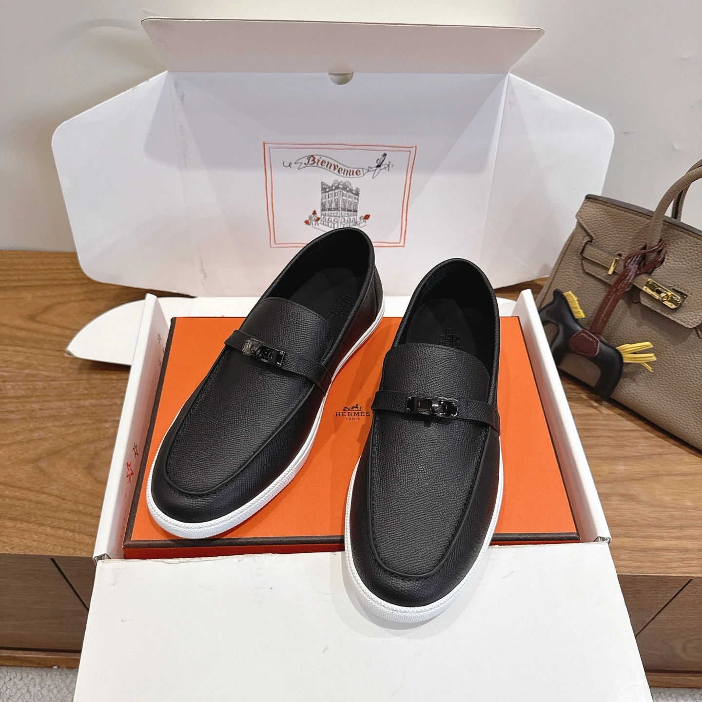 Hermès Shoes — 5208a0c9