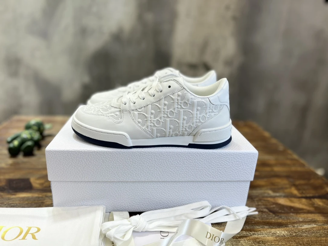 Dior Sneakers — e07d5373