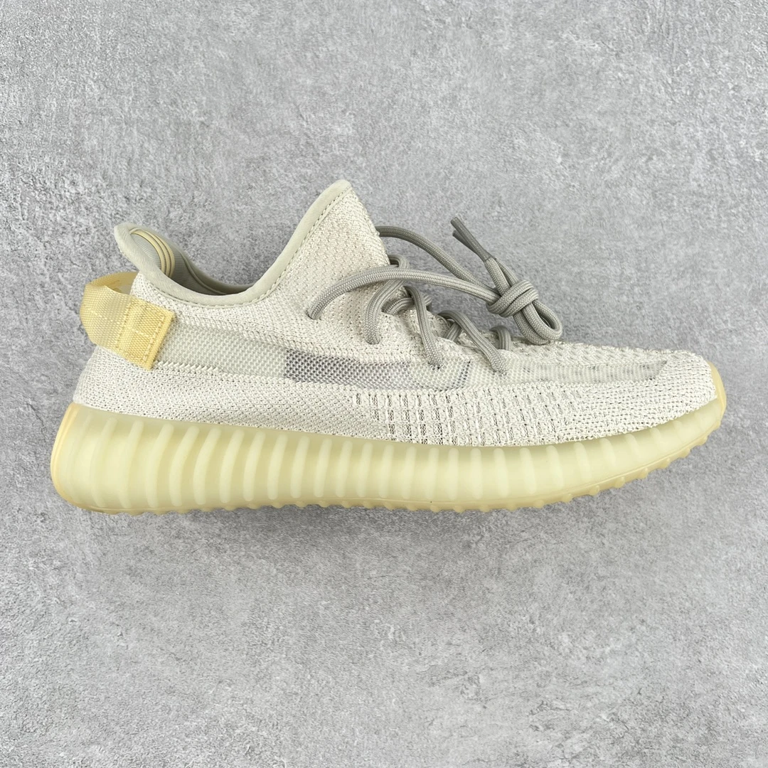 Adidas Shoes — f3b1dde2