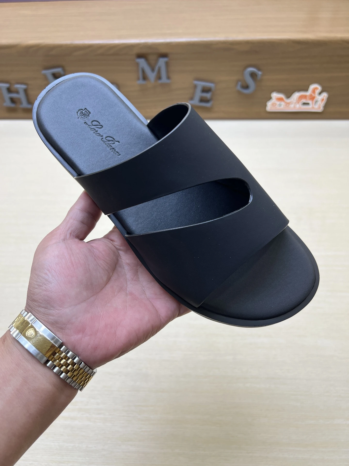 Loro Piana Slippers — e4aa8099