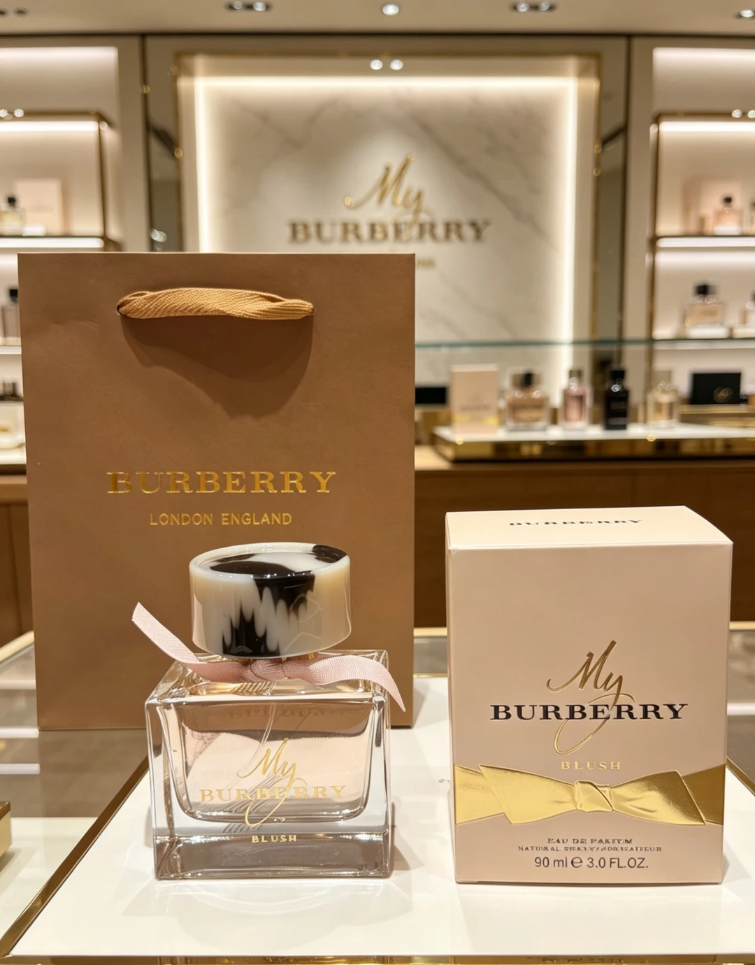 Burberry Fragrance — e4056b62