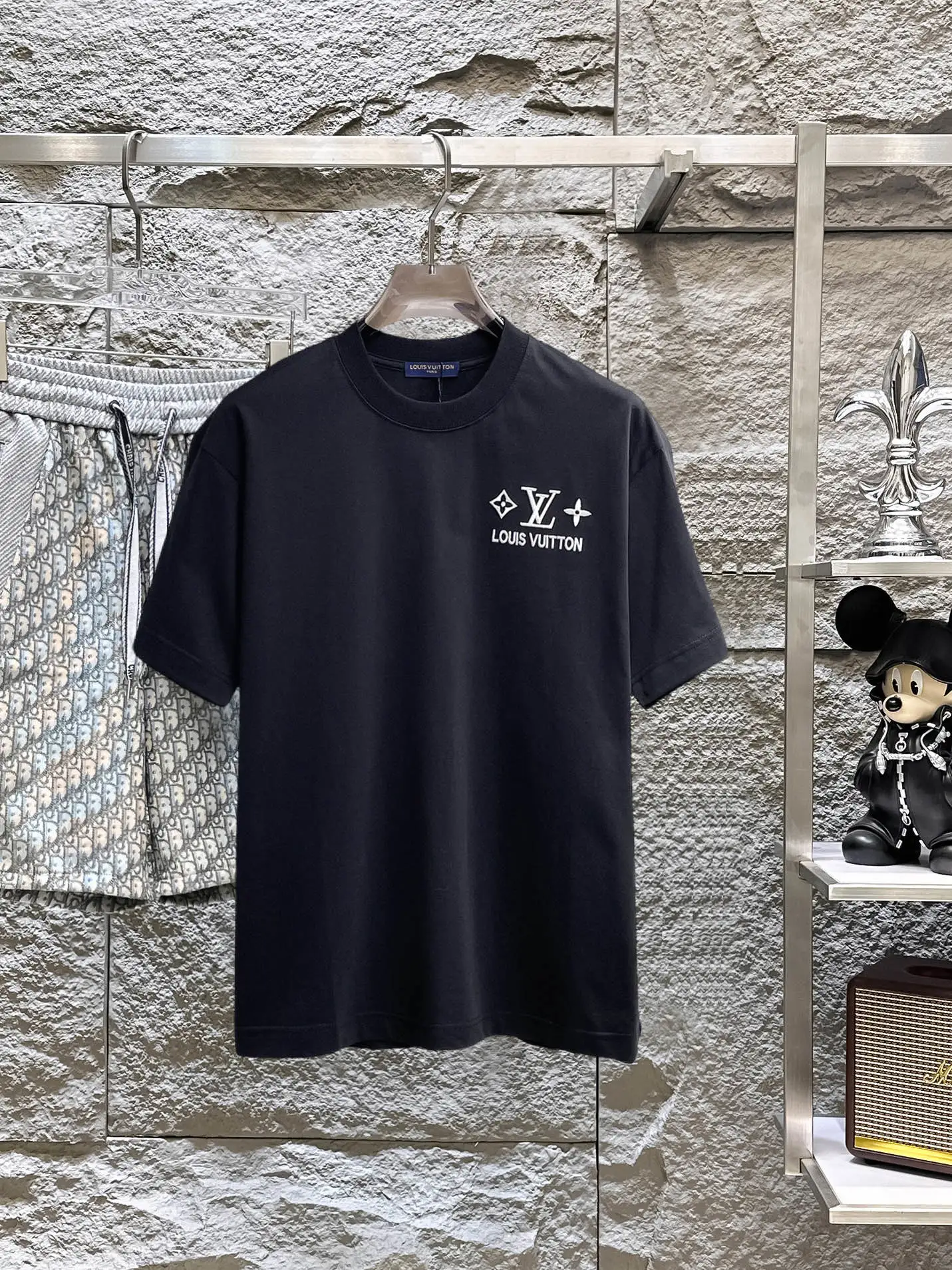 Louis Vuitton T-Shirt — 2eee2c0e