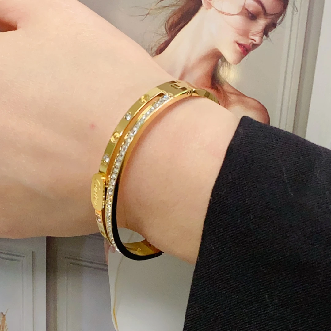 Cartier Jewellery — 120f10db