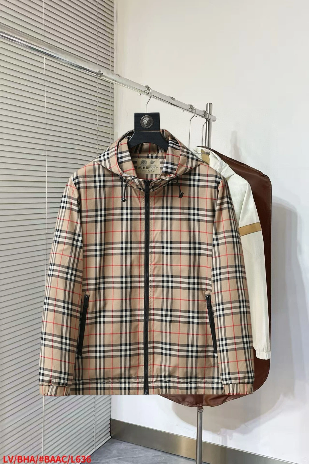 Burberry Jackets — b12eee09