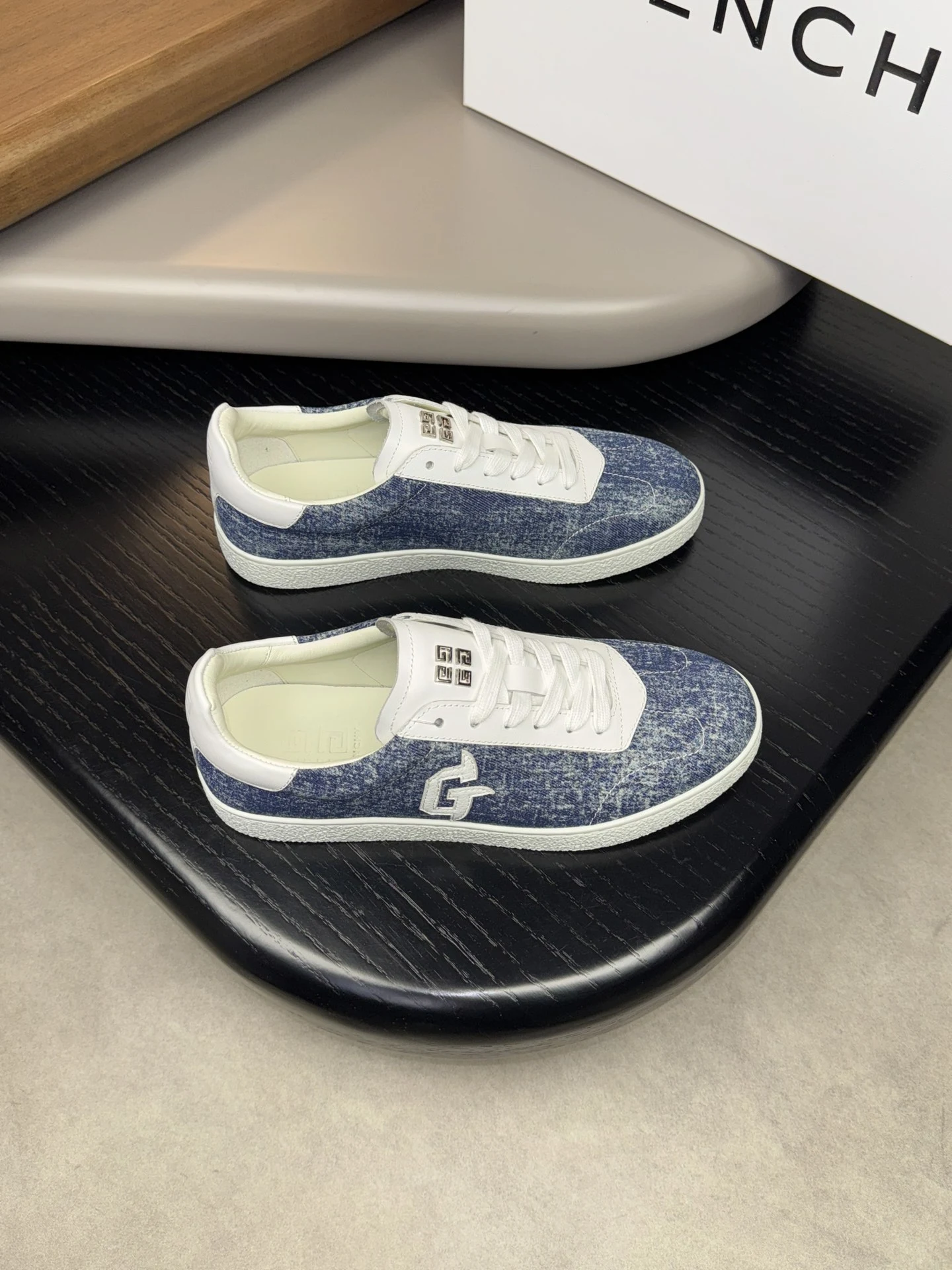 Givenchy Shoes — e969f57a