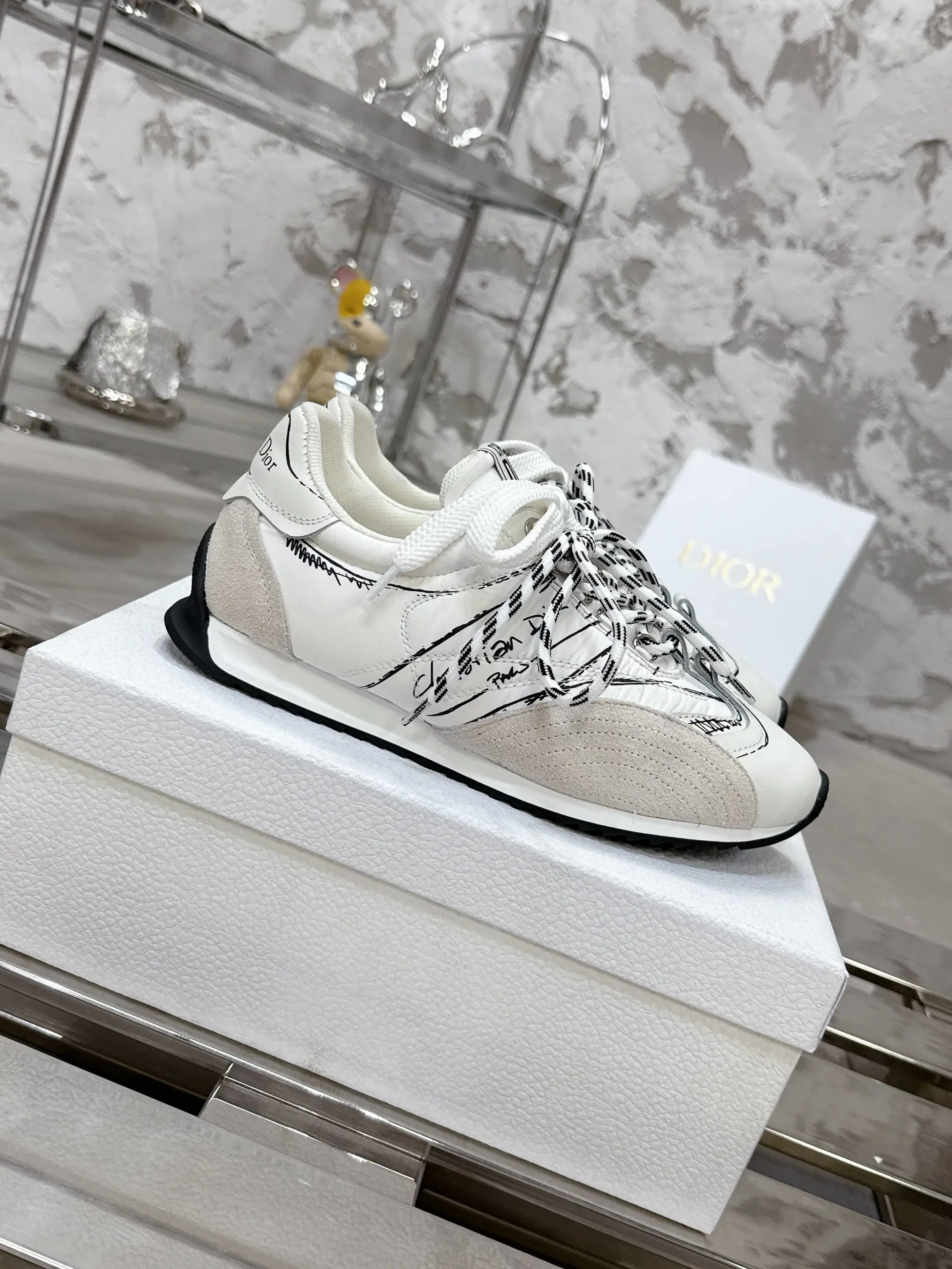 Dior Sneakers — c1f3c2a4