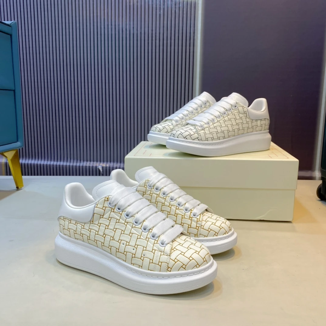 Alexander McQueen Sneakers — f39cbed0