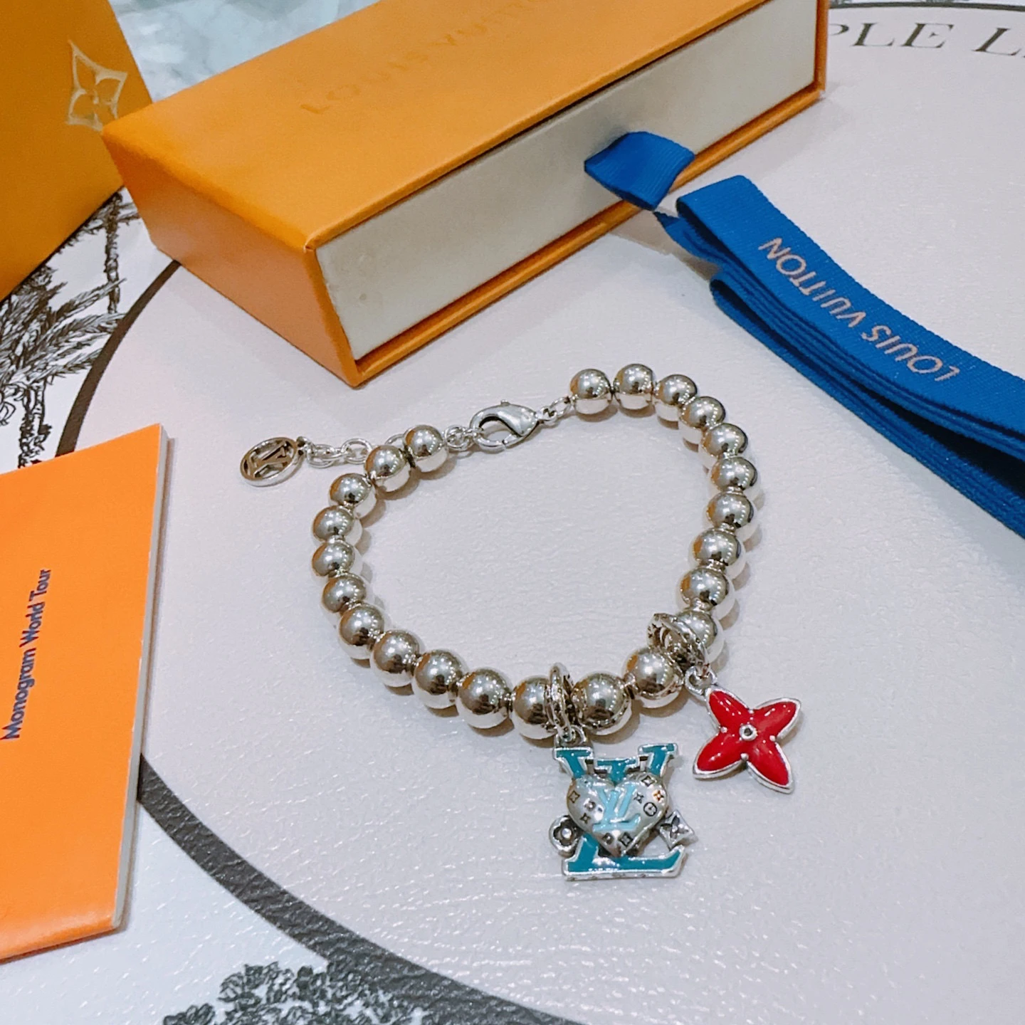 Louis Vuitton Bracelets — a9b6f7c6