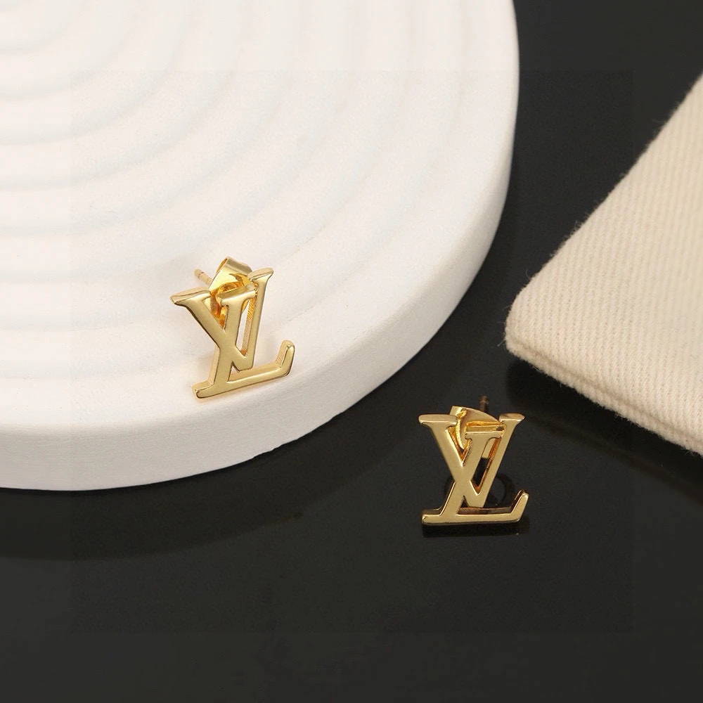 Louis Vuitton Earrings — 8516f1c2