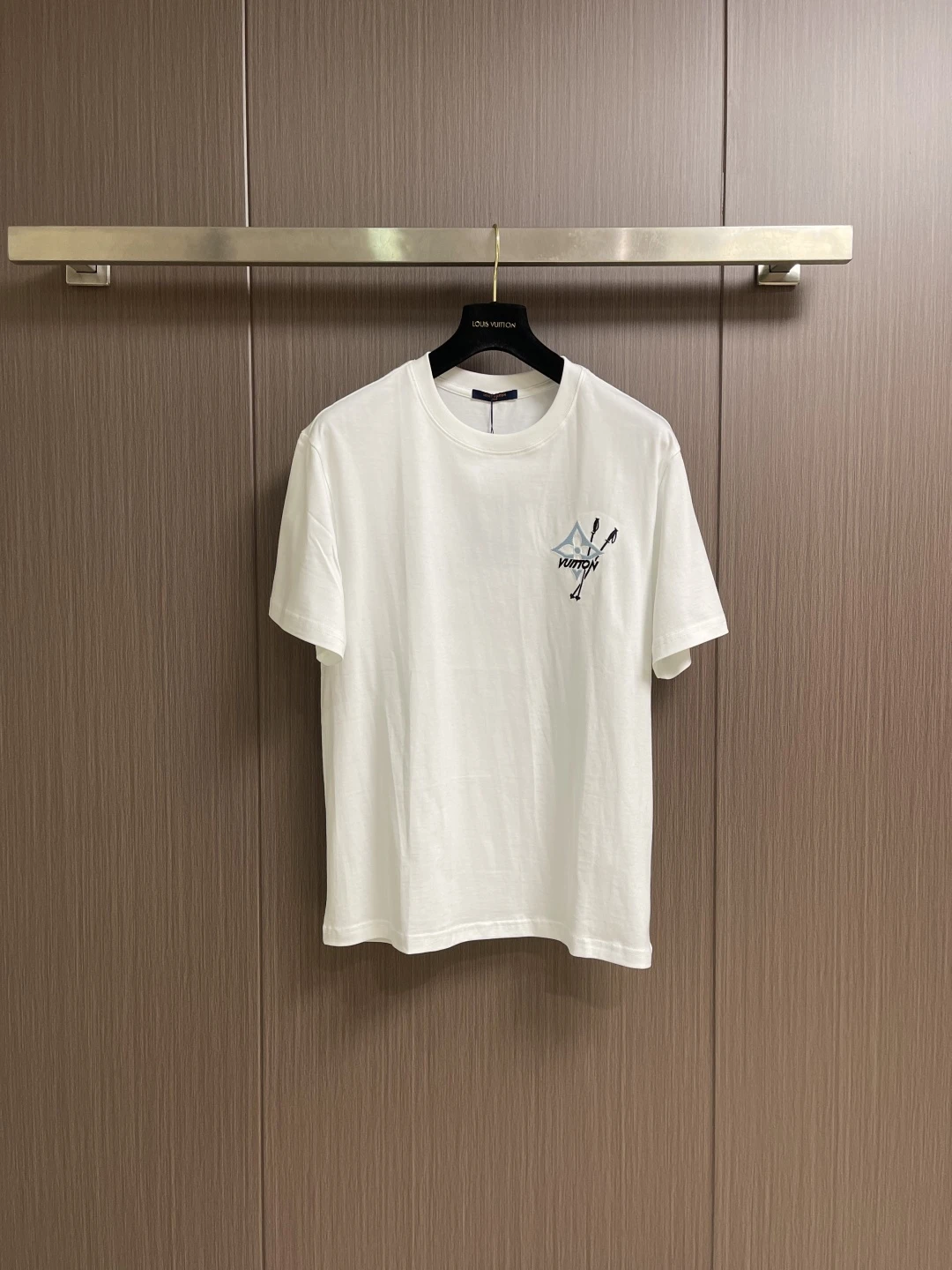 Louis Vuitton T-Shirt — a1aab7b4