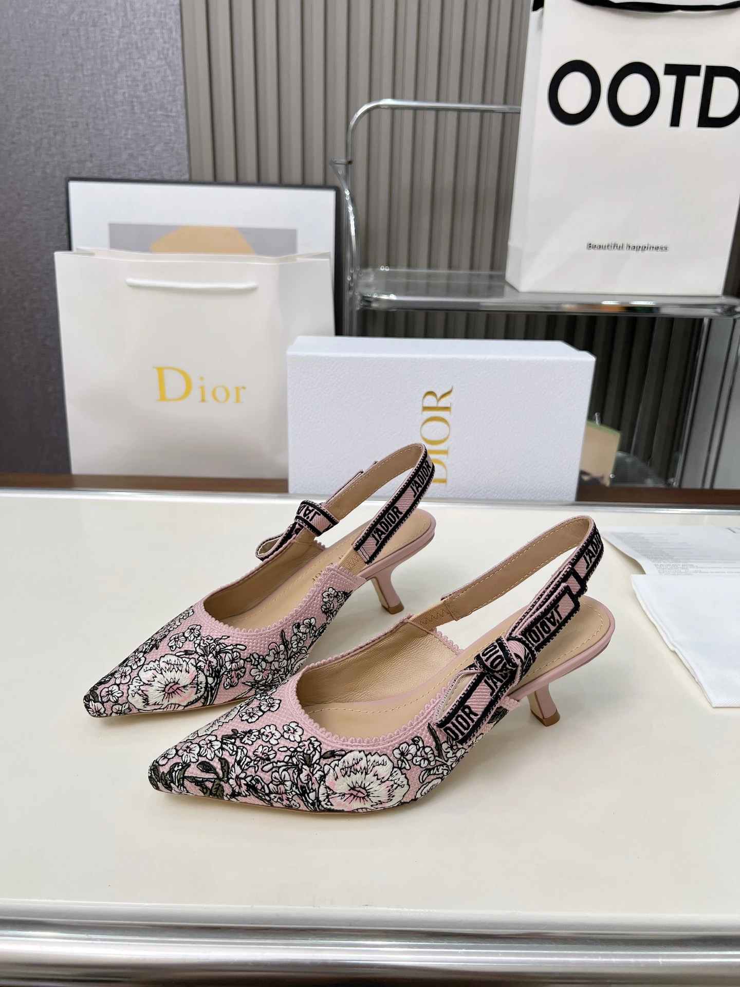 Dior Sandals — df8eede9