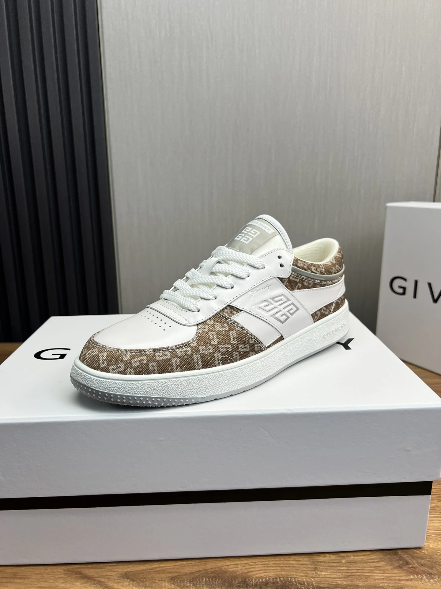 Givenchy Shoes — 1fb4fe3c