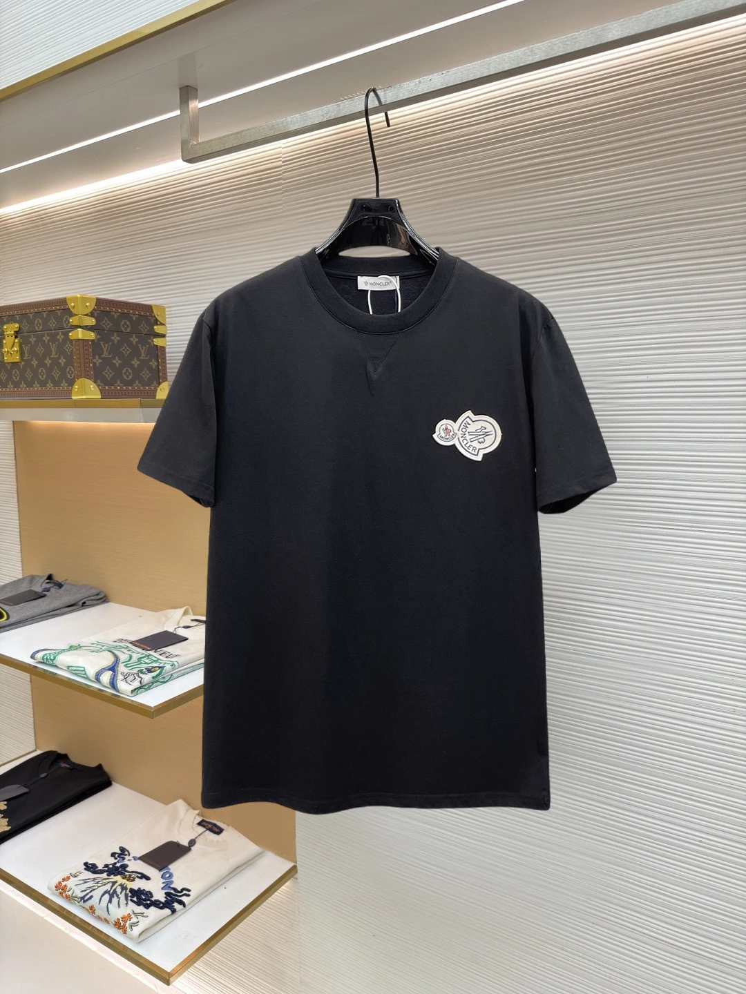 Moncler T-Shirt — d14a62bf